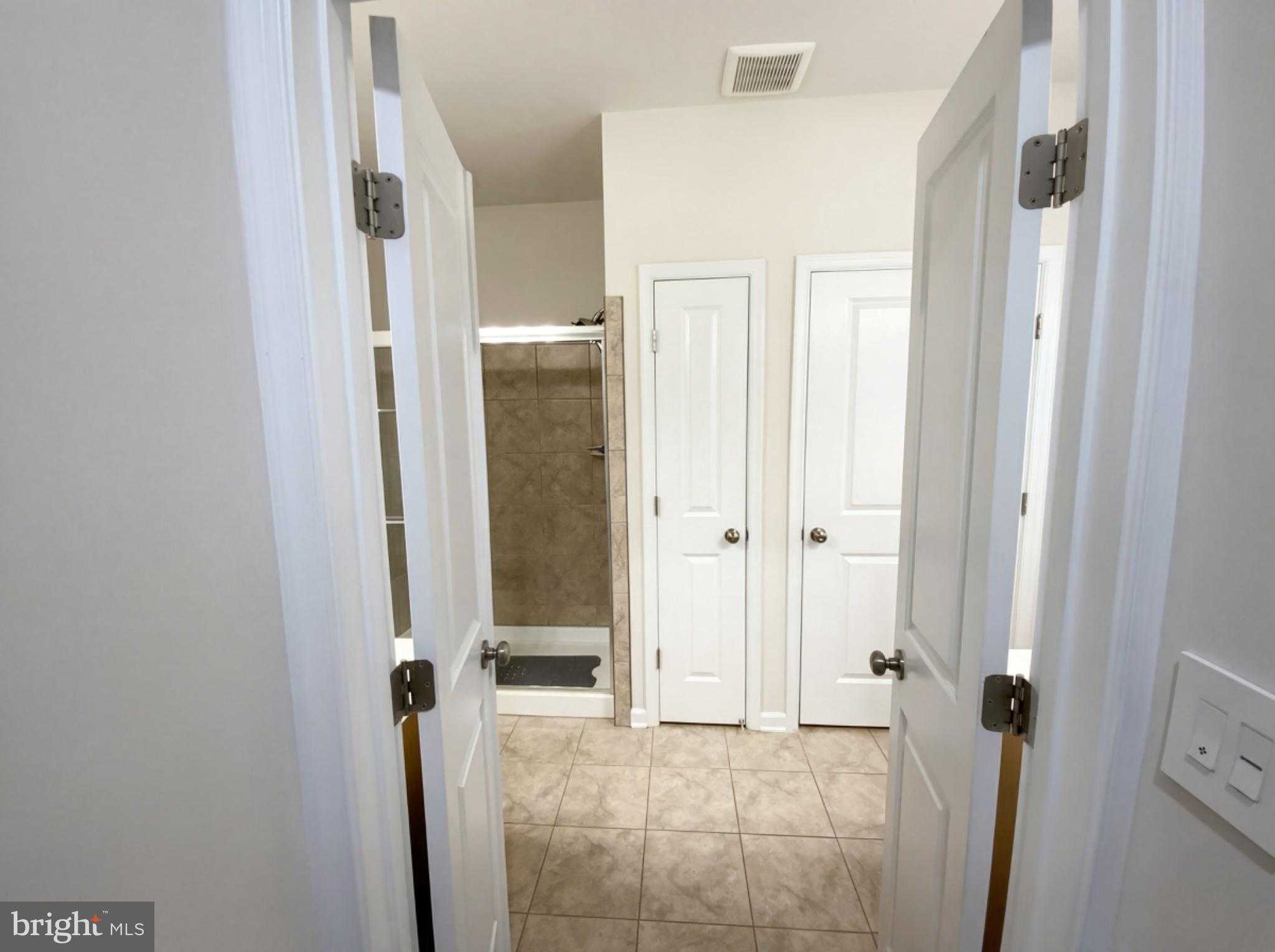 11708 Robin Woods Cir photo 9