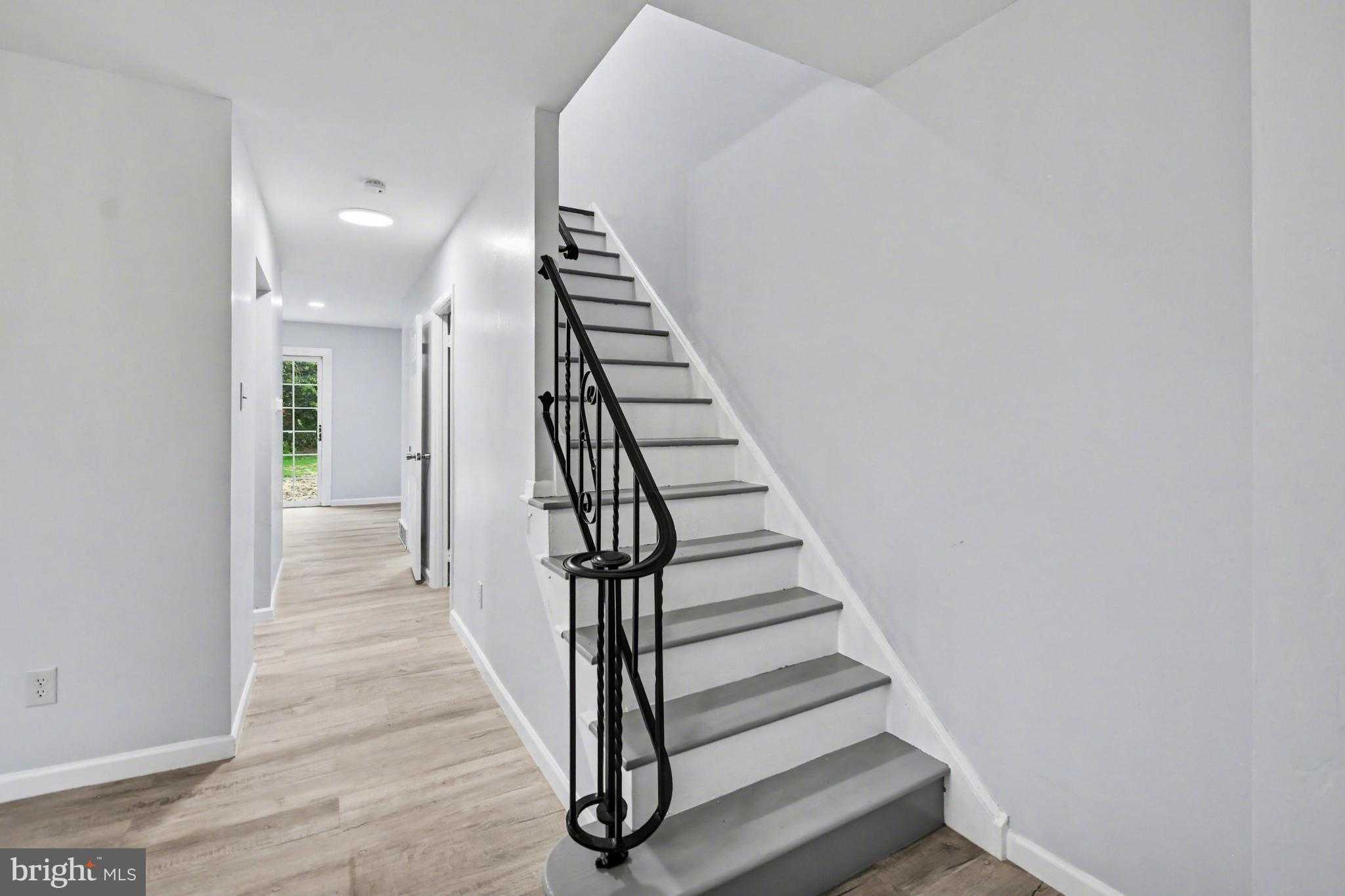 3001 Cardin Pl photo 5