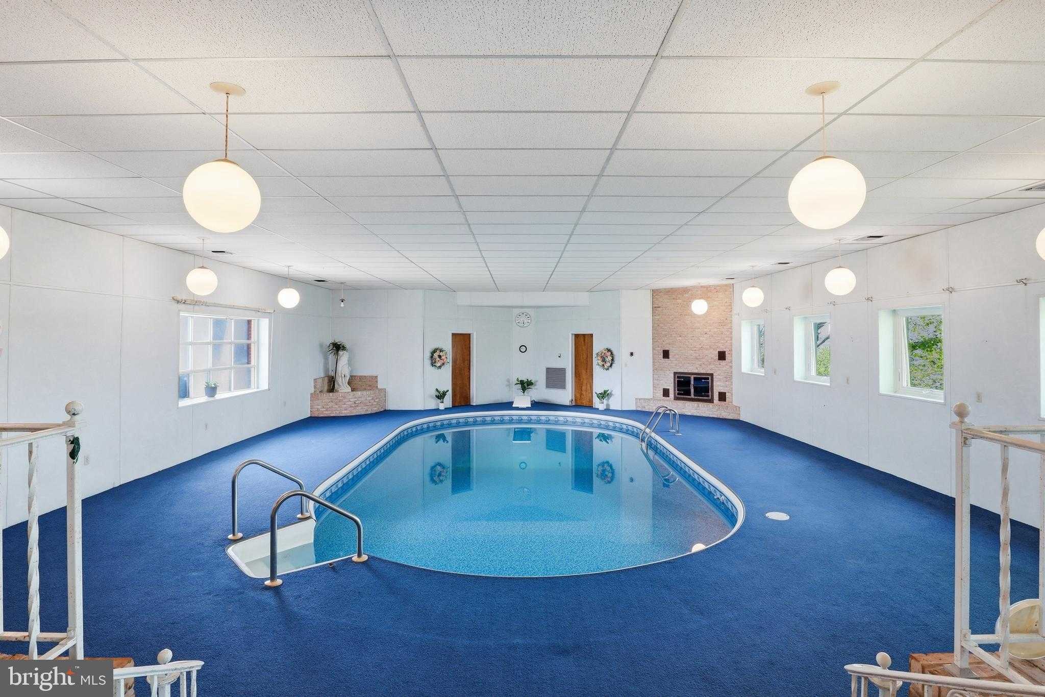 4041 Robinhood Dr photo 25