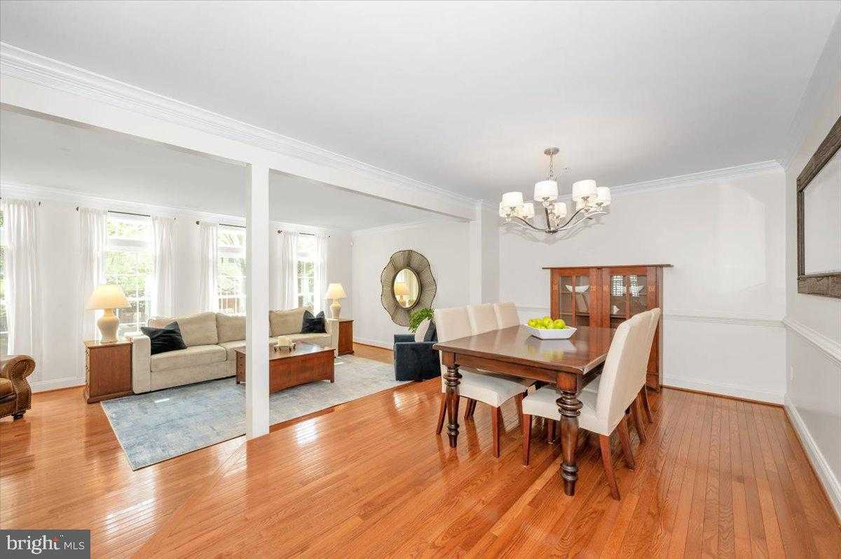 15829 Glacier CT photo 15