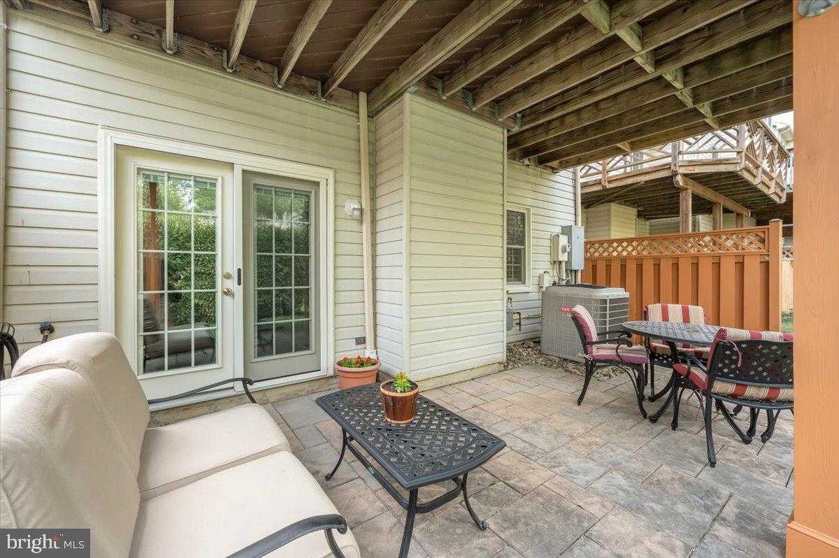 15829 Glacier CT photo 65