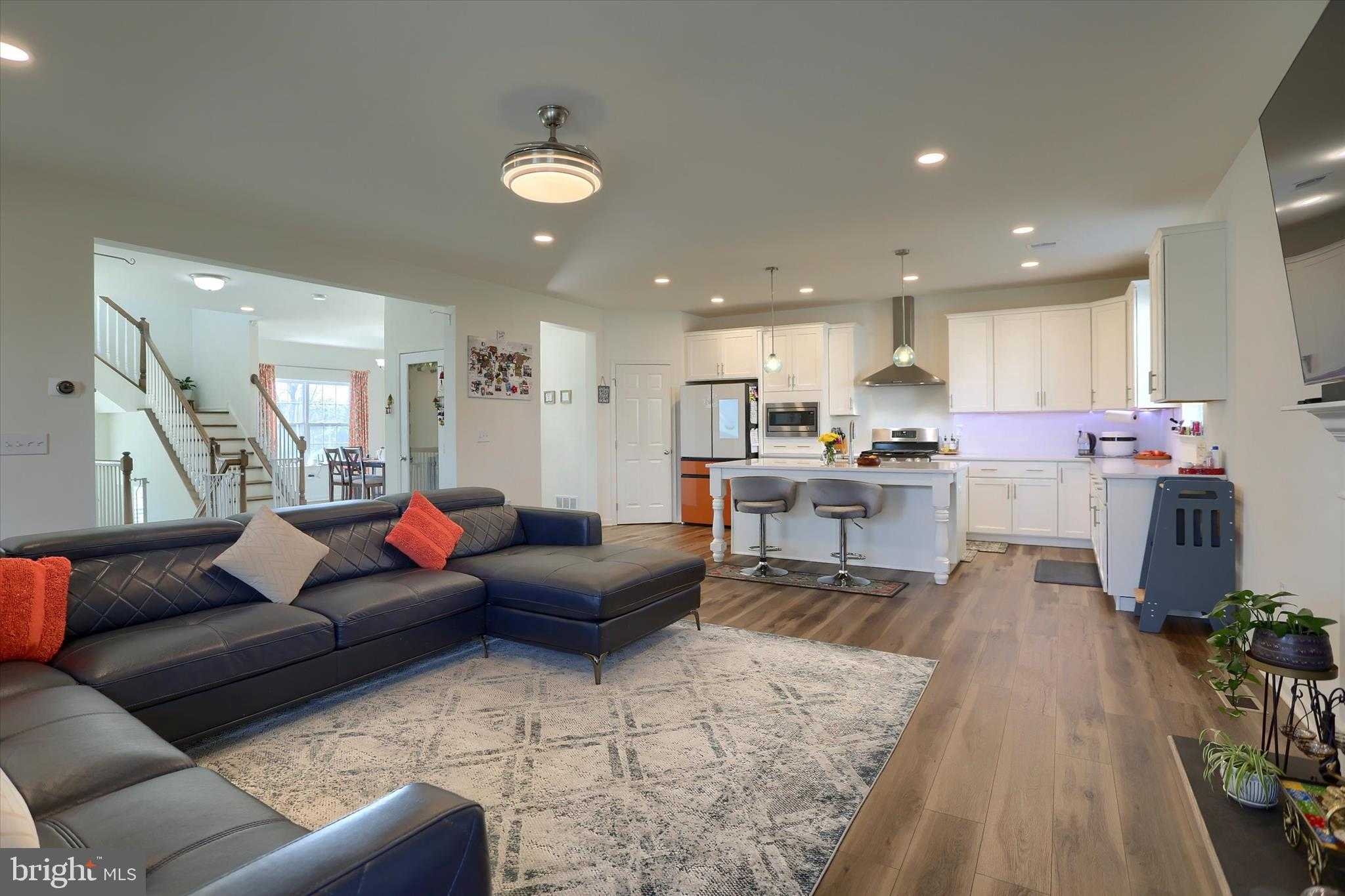 5044 Bellflower Dr photo 12