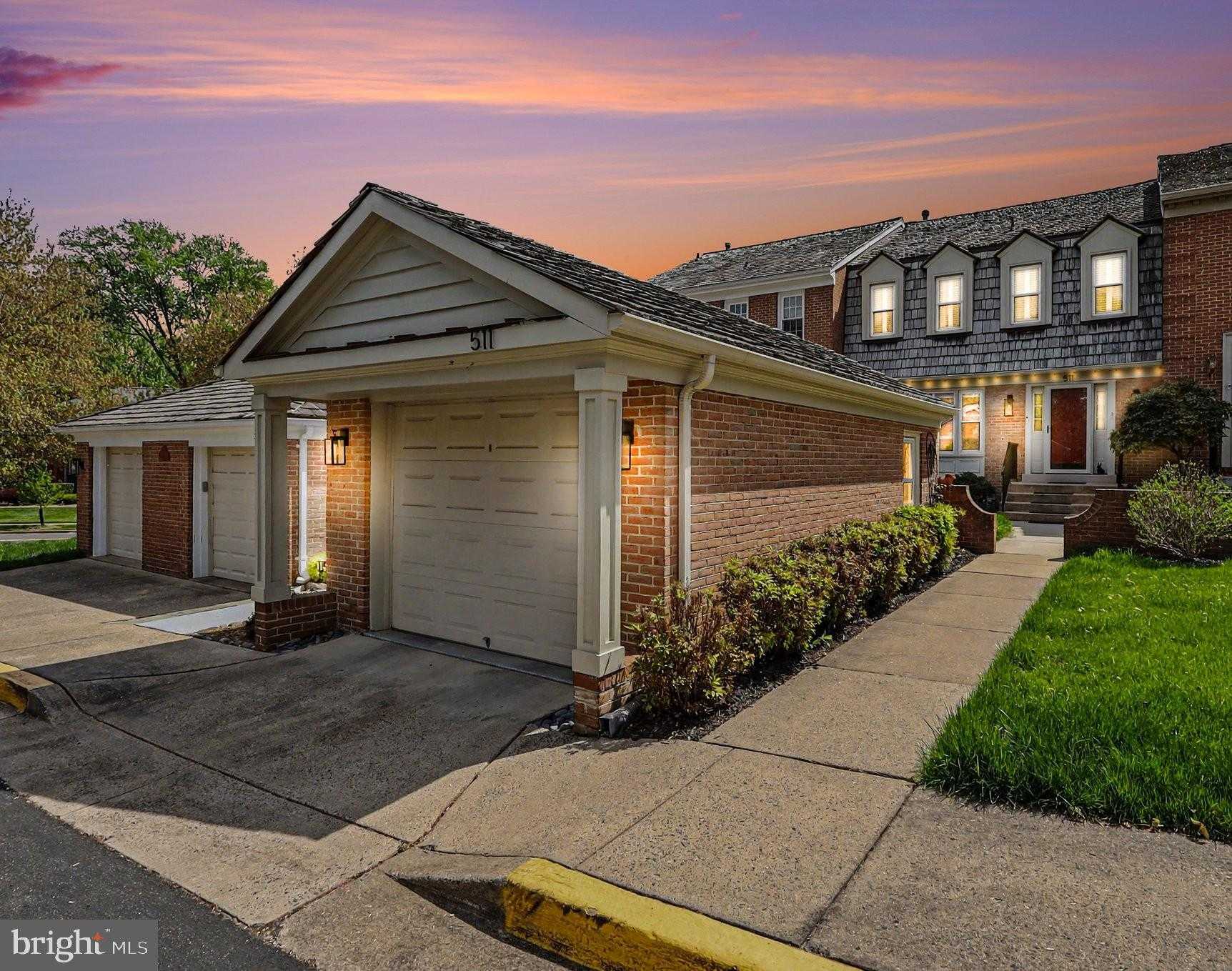 511 Council Ct NE photo 1