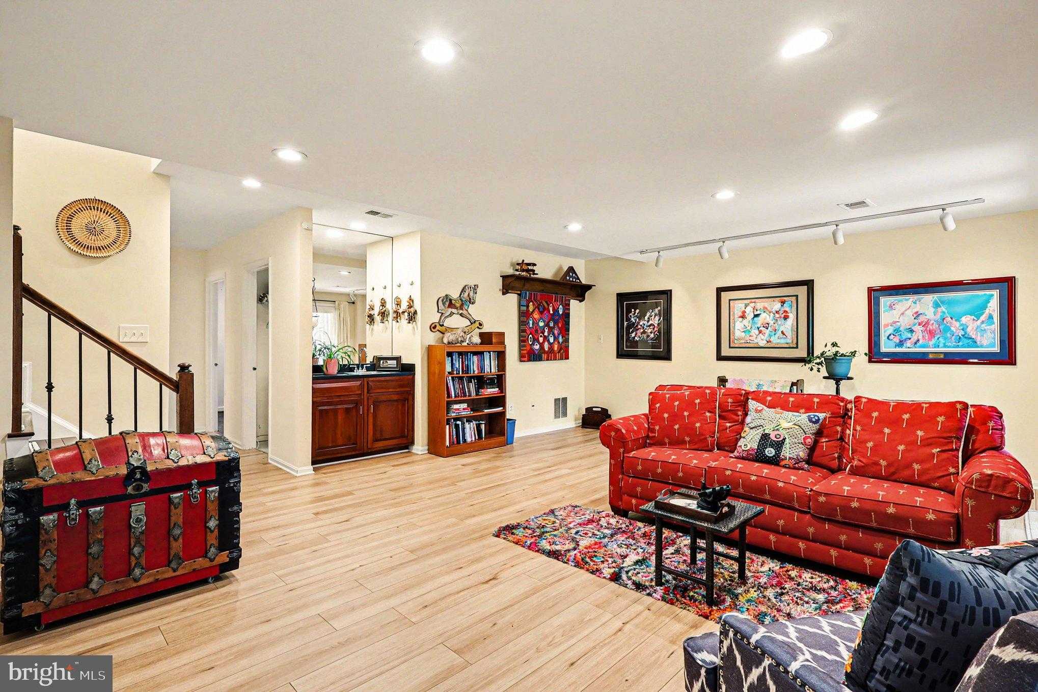 511 Council Ct NE photo 26