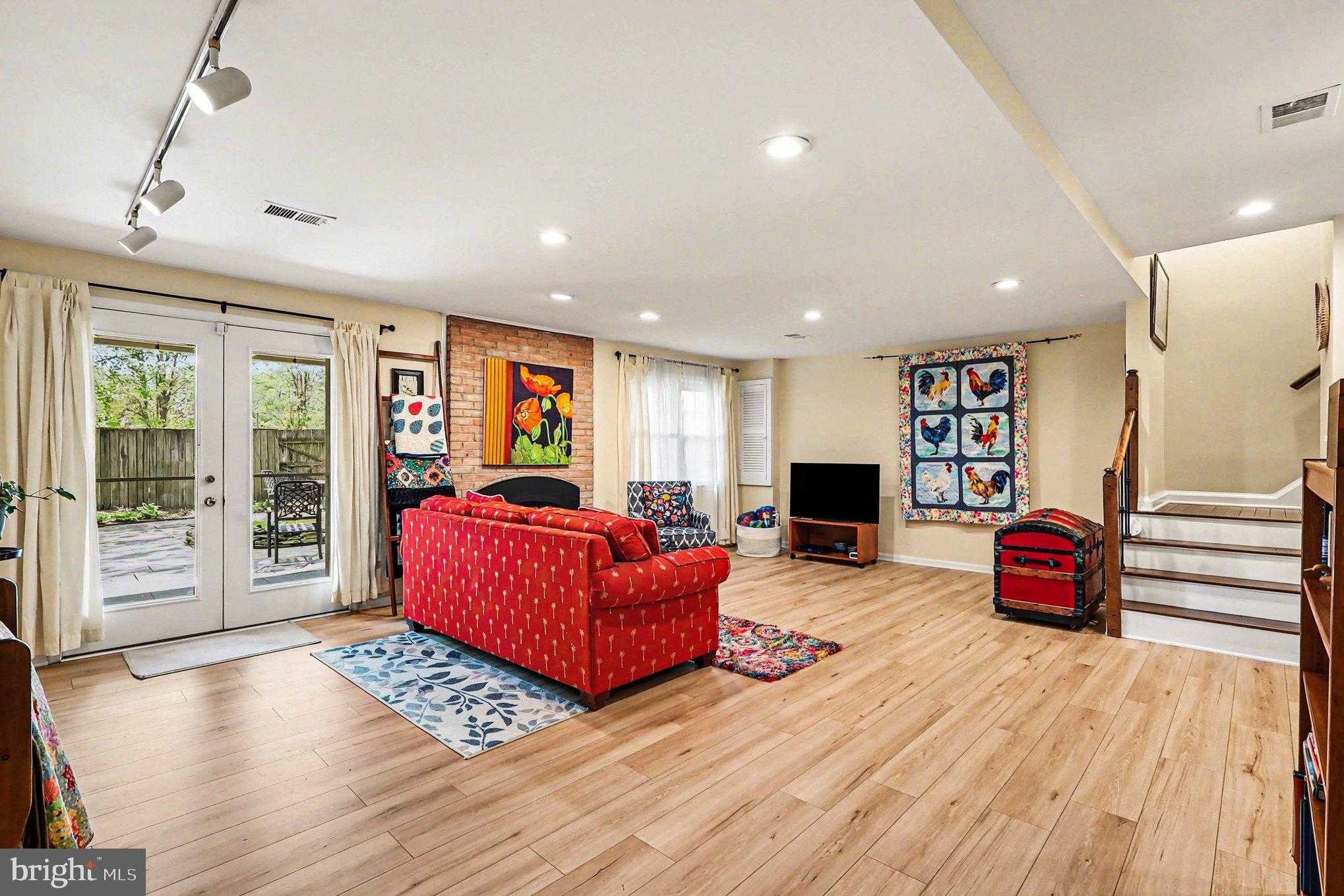 511 Council Ct NE photo 27