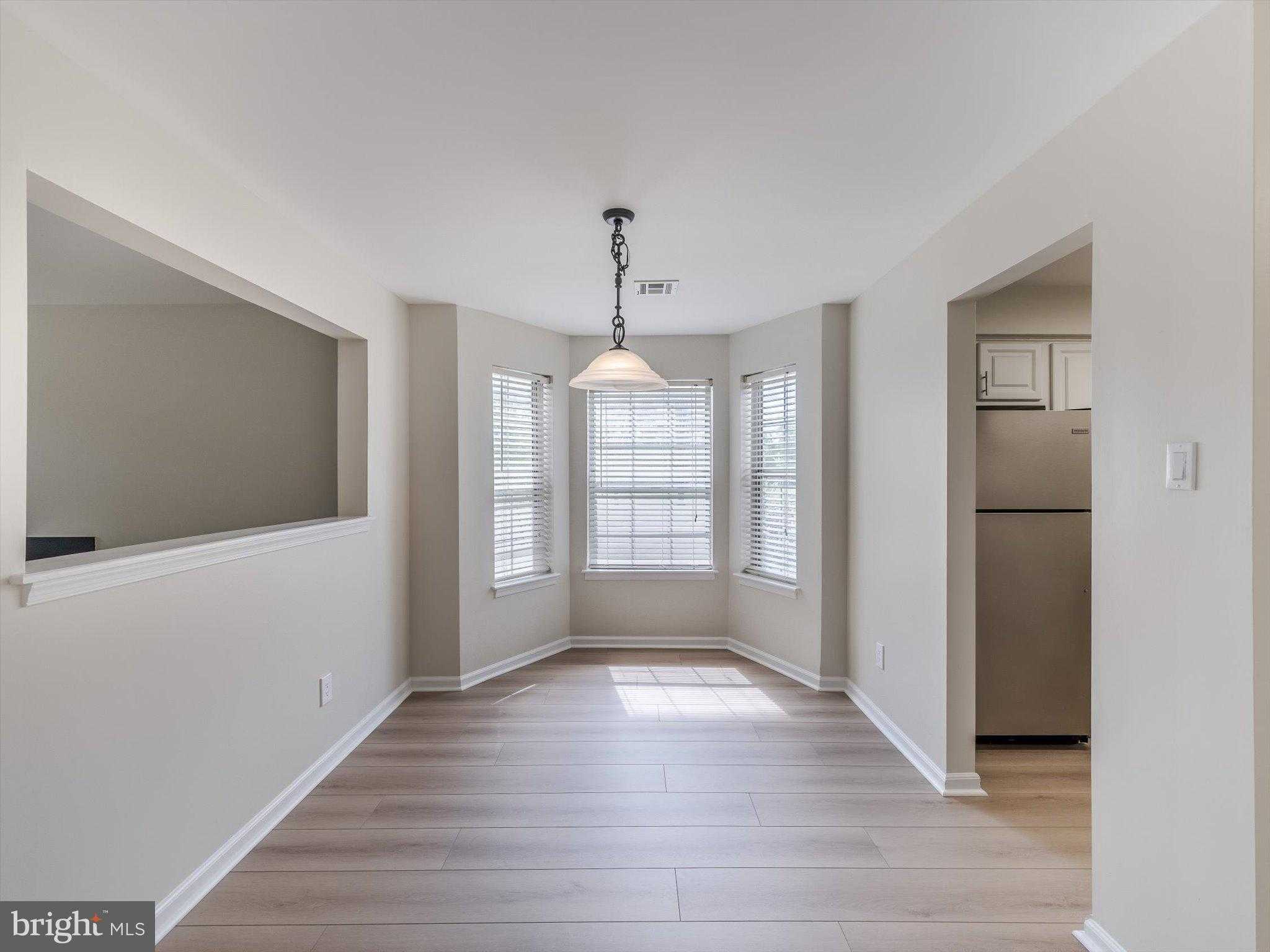 910 Railway Sq photo 5