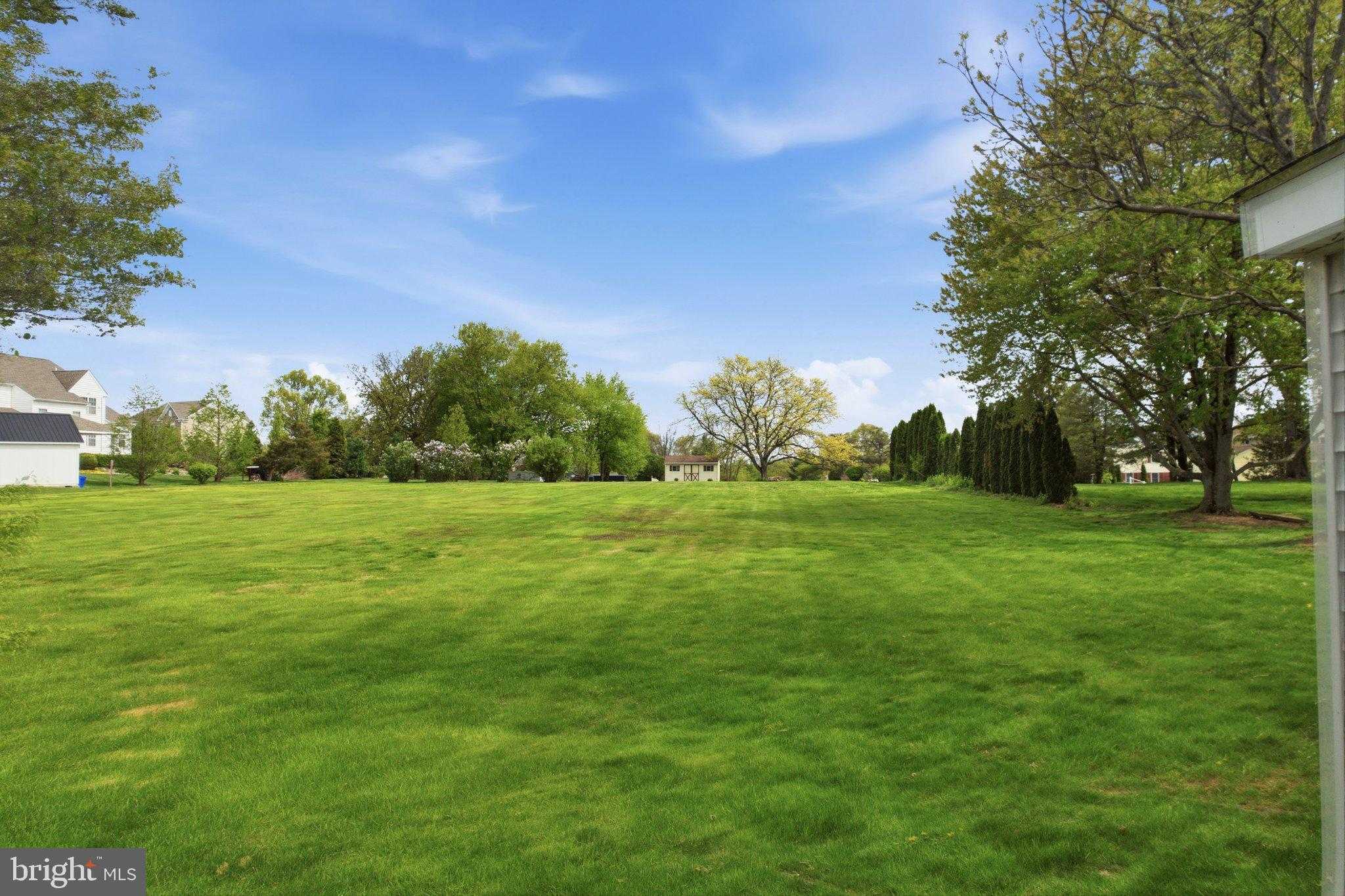 684 Hunsicker Rd photo 69