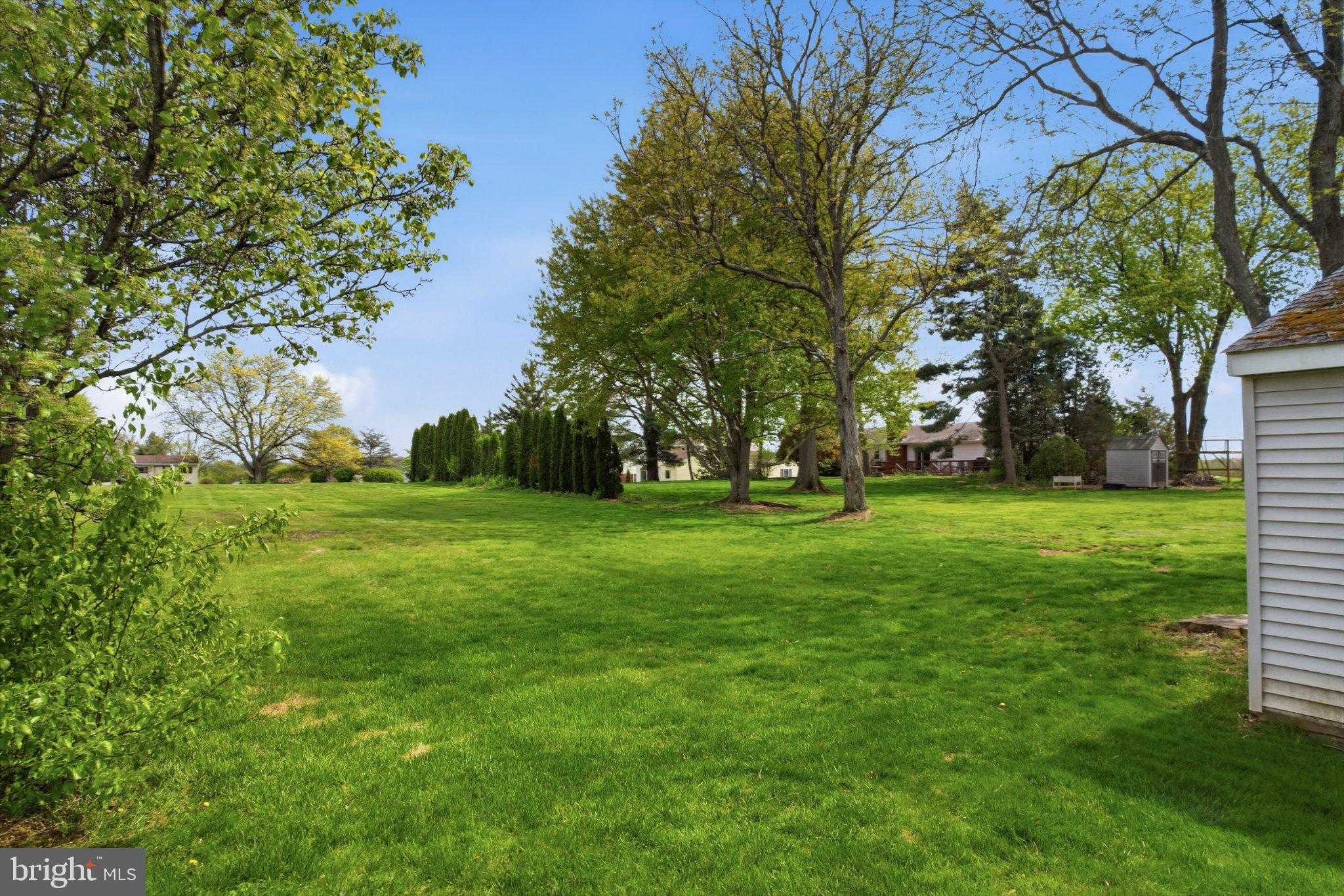 684 Hunsicker Rd photo 70