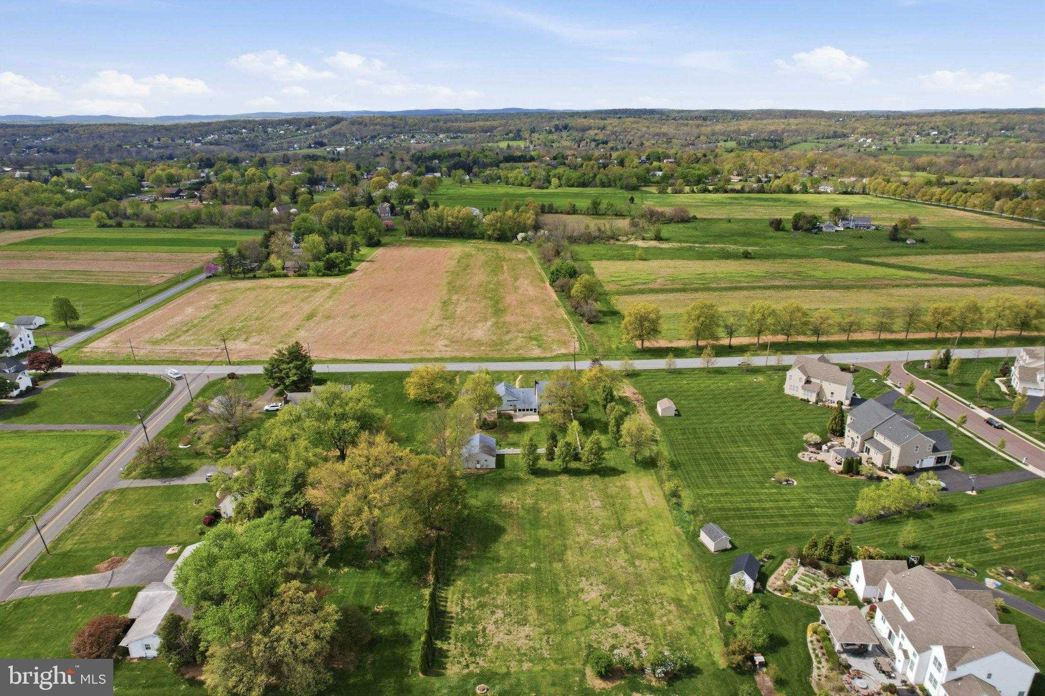 684 Hunsicker Rd photo 78