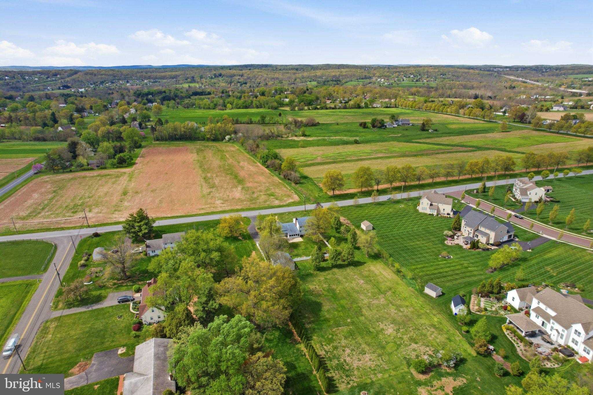 684 Hunsicker Rd photo 79