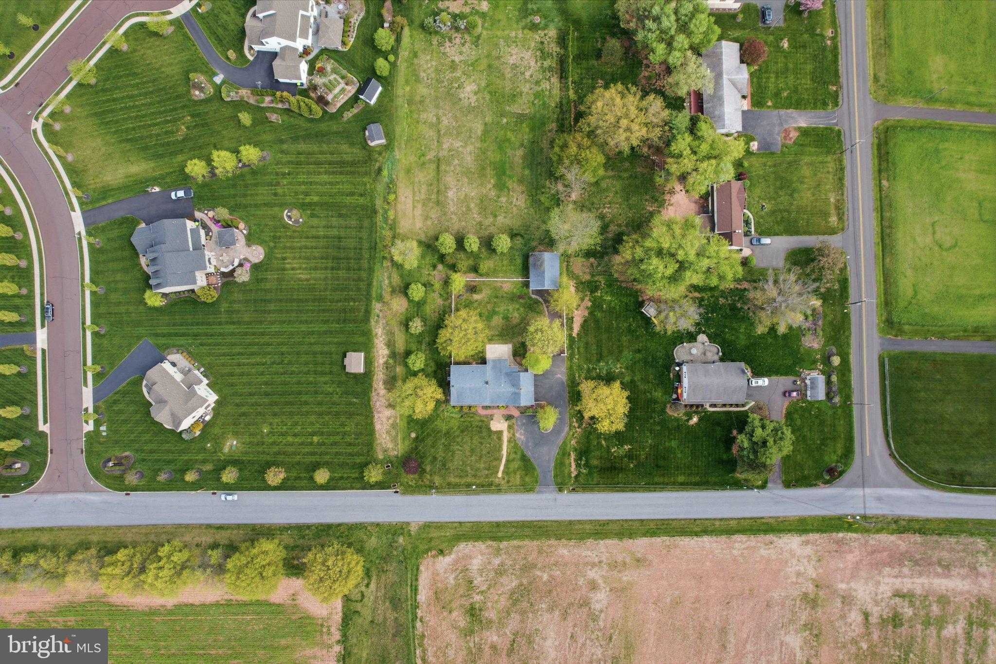 684 Hunsicker Rd photo 88