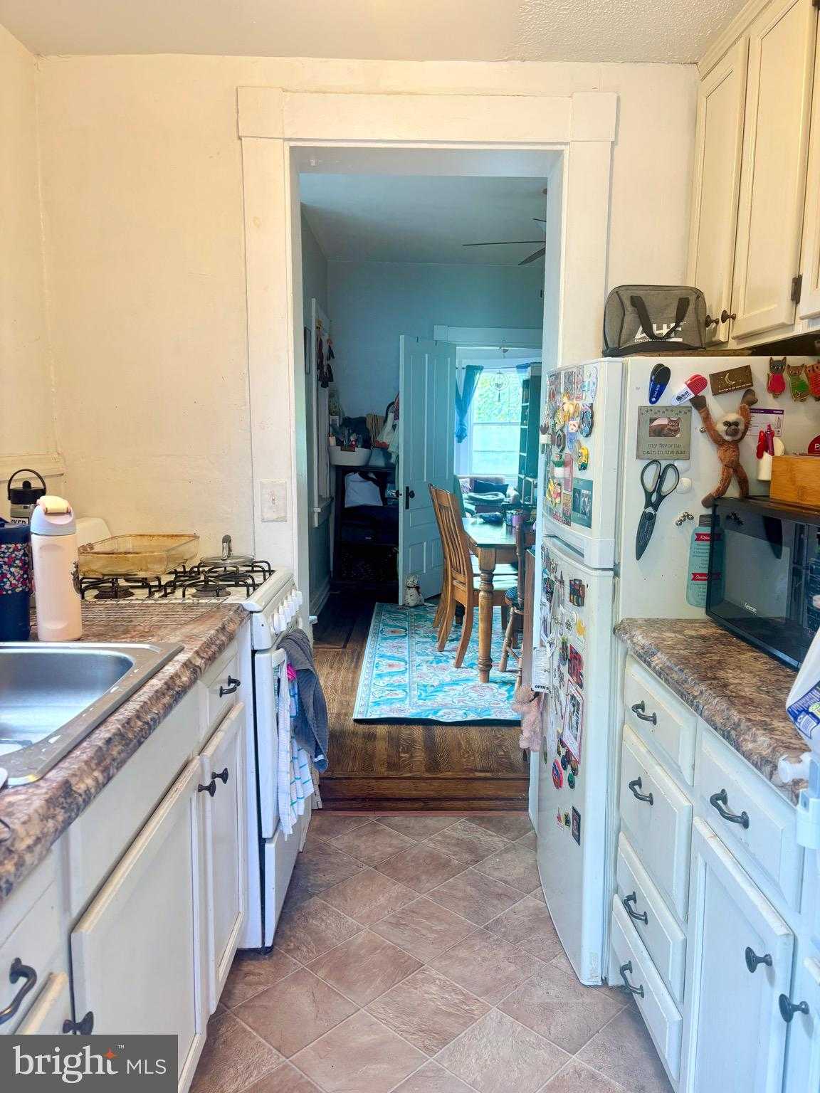 419 W Orange St photo 19