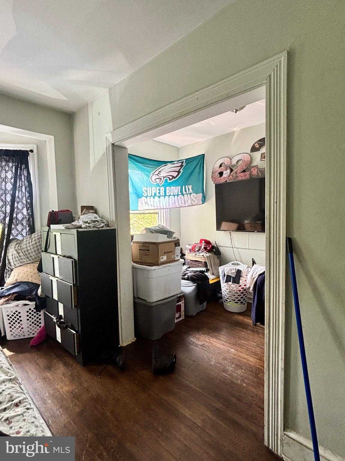 419 W Orange St photo 26