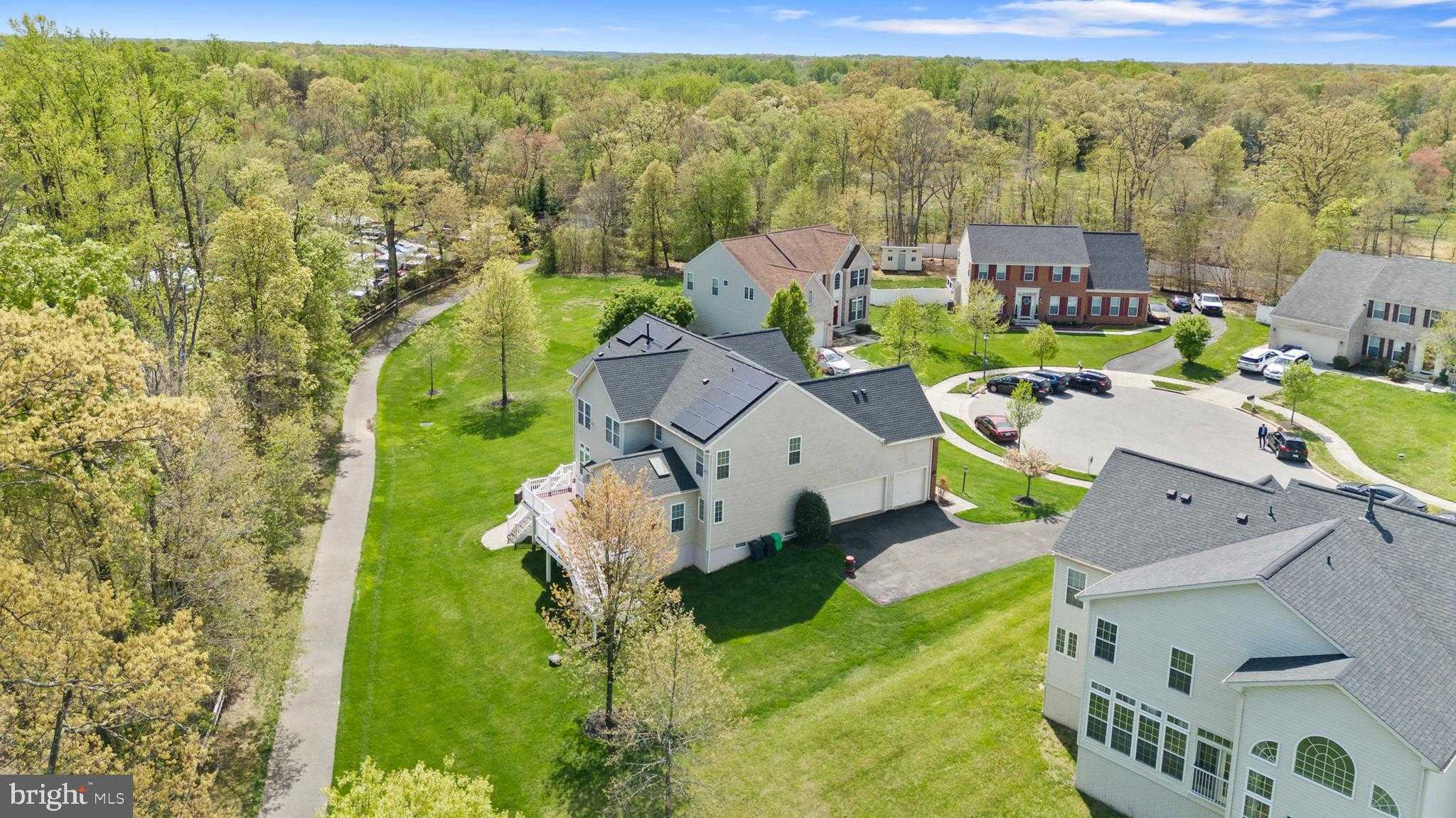 10916 Sir Paul Pl photo 11