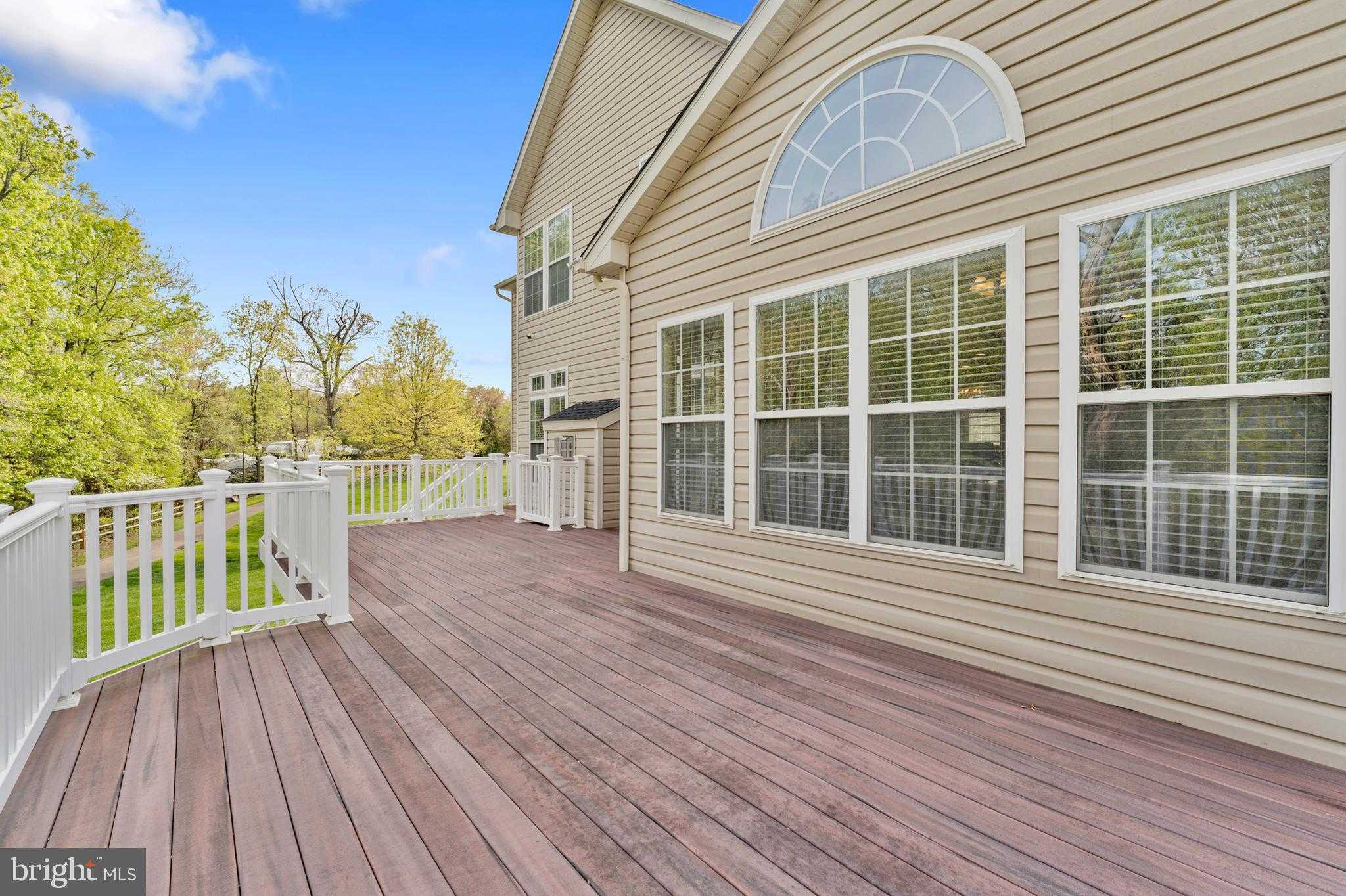 10916 Sir Paul Pl photo 35