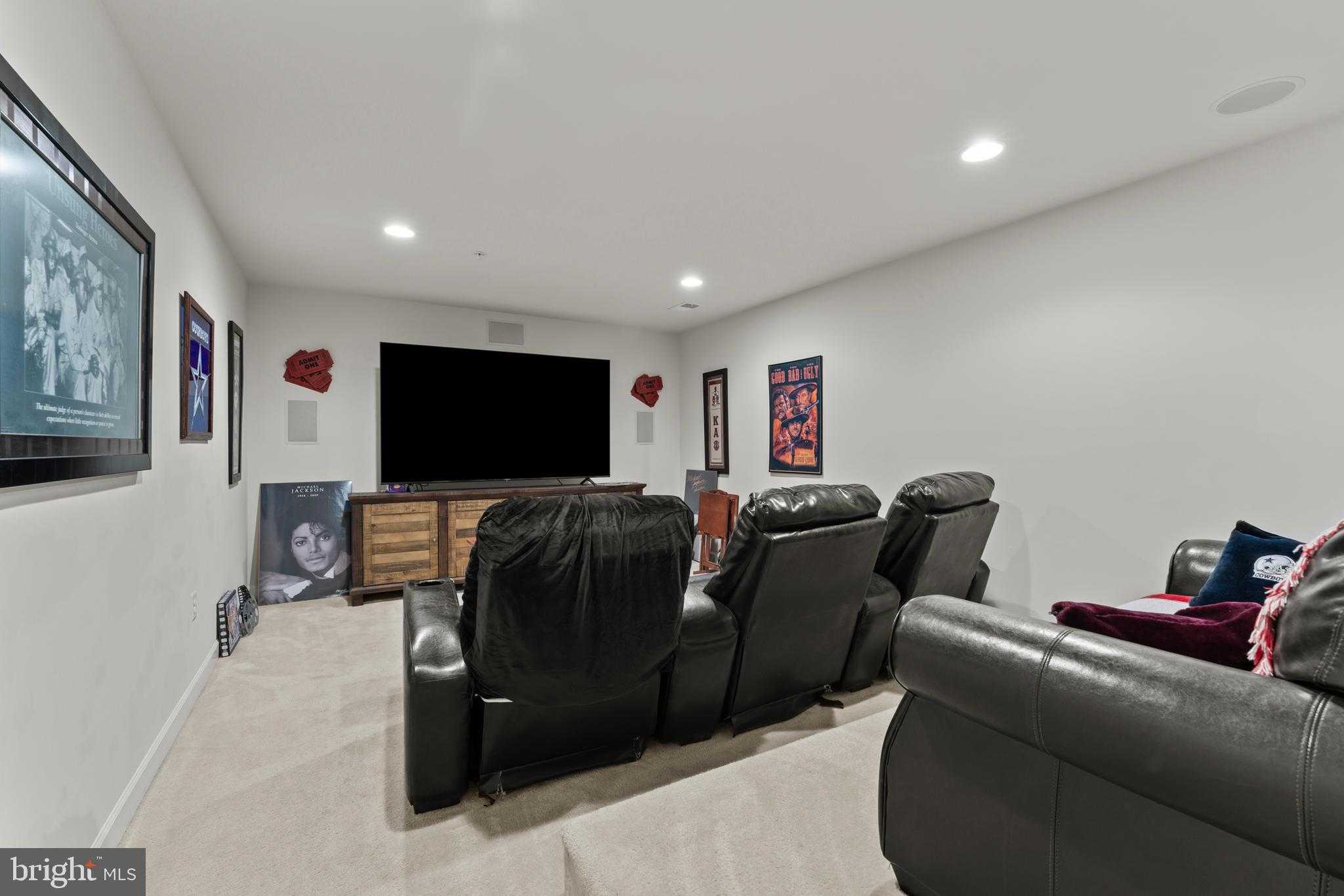 10916 Sir Paul Pl photo 62