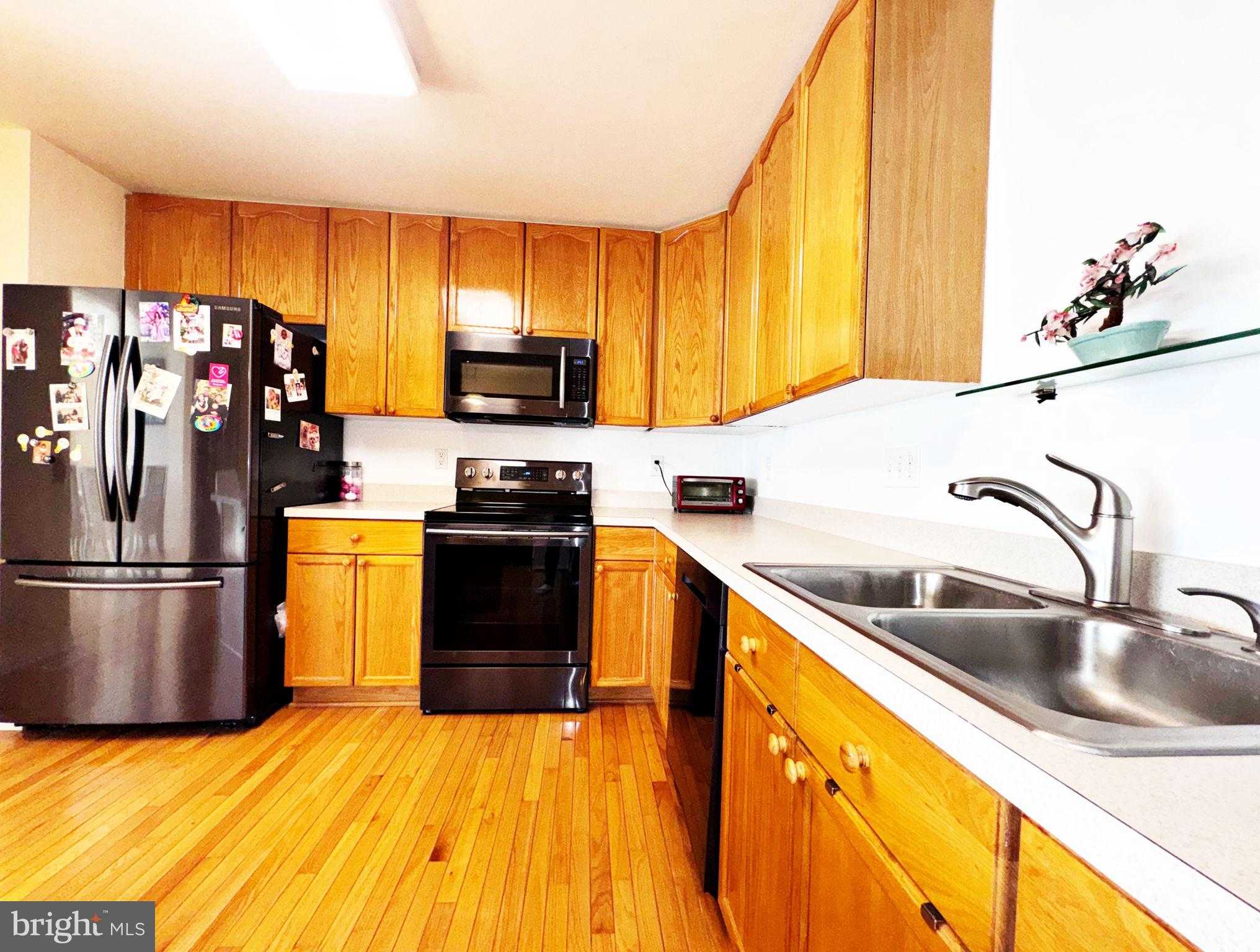 12 Bruce Dr photo 7