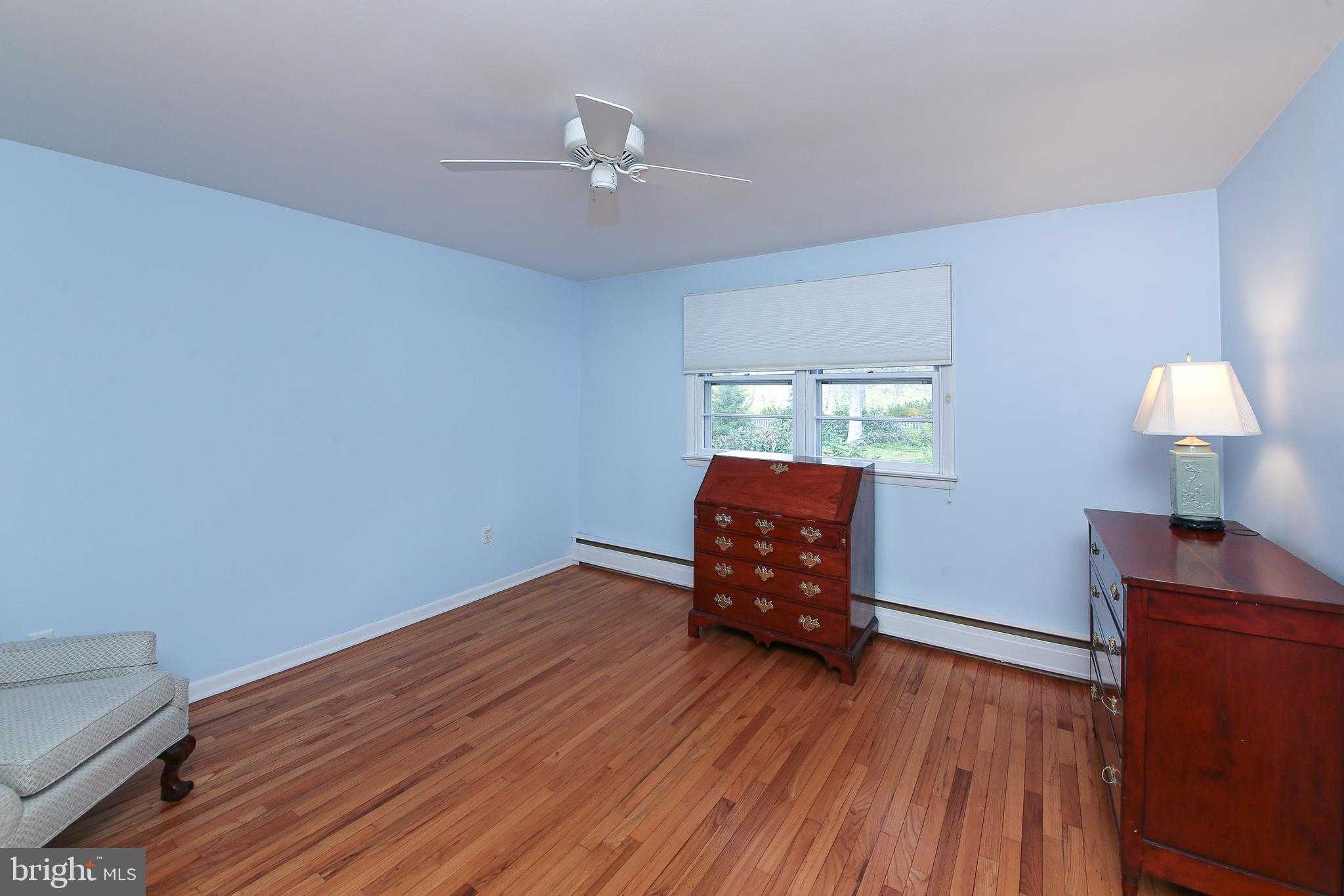 95 Springs Dr photo 15