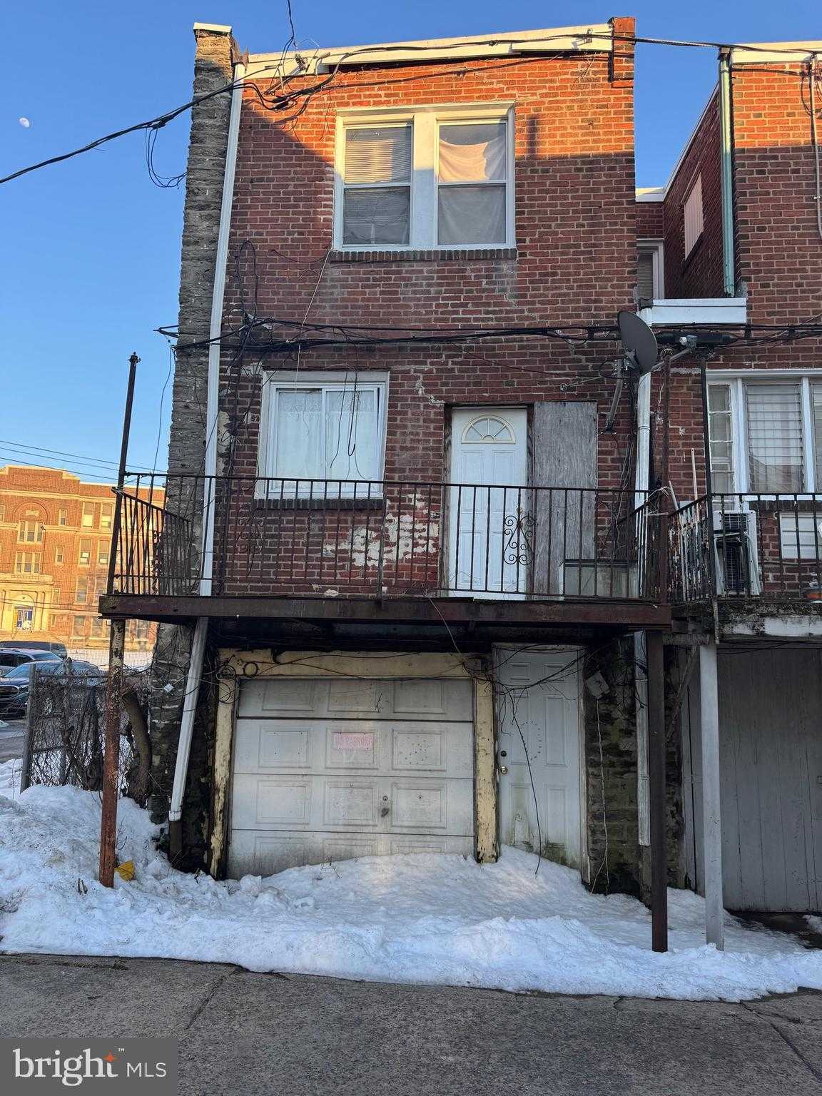 5024 Ogontz Ave photo 4