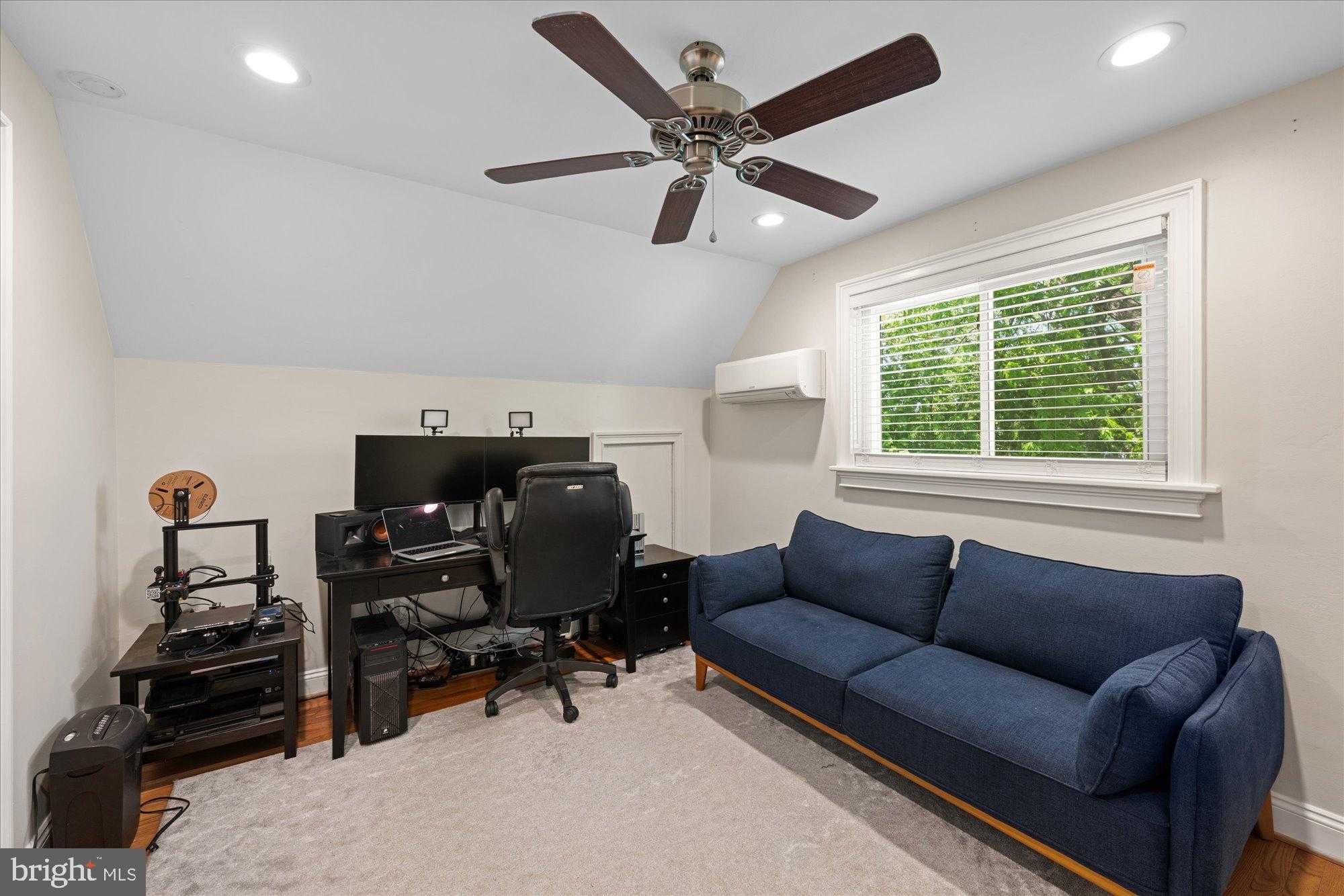 11448 Schuylkill Rd photo 27