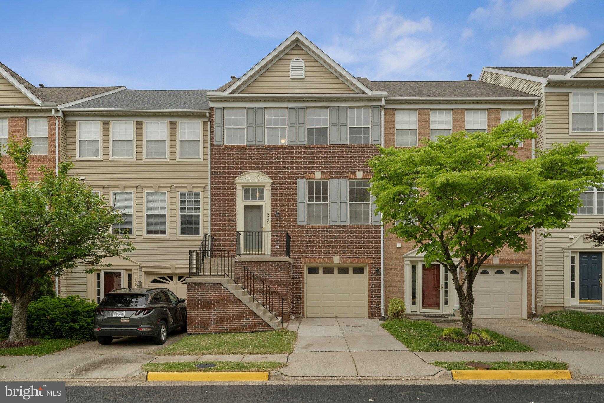 2906 Fairfax Metro Ln, Vienna