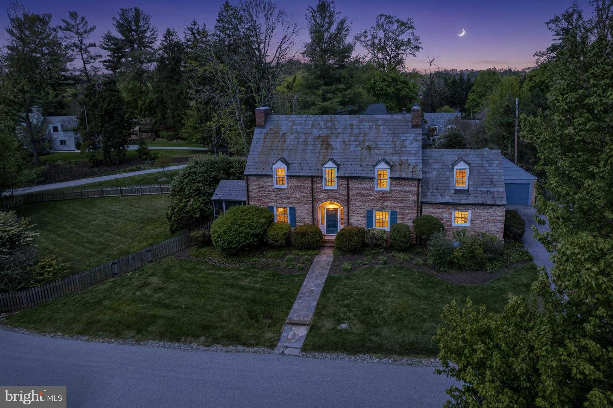 1104 Harriton Rd, Baltimore