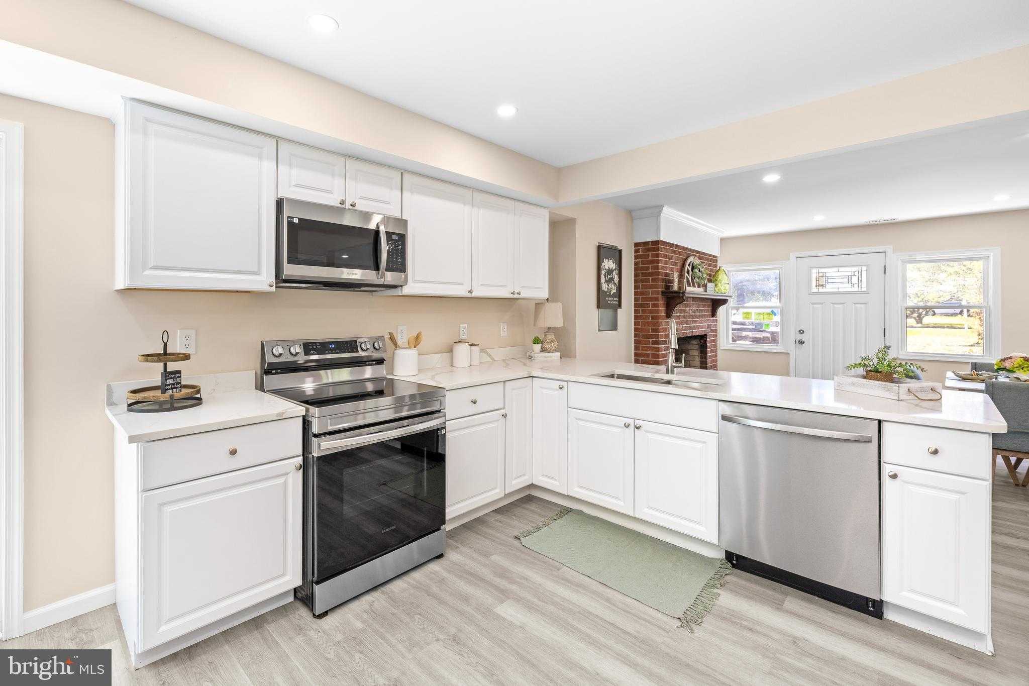 421 W Main St photo 21