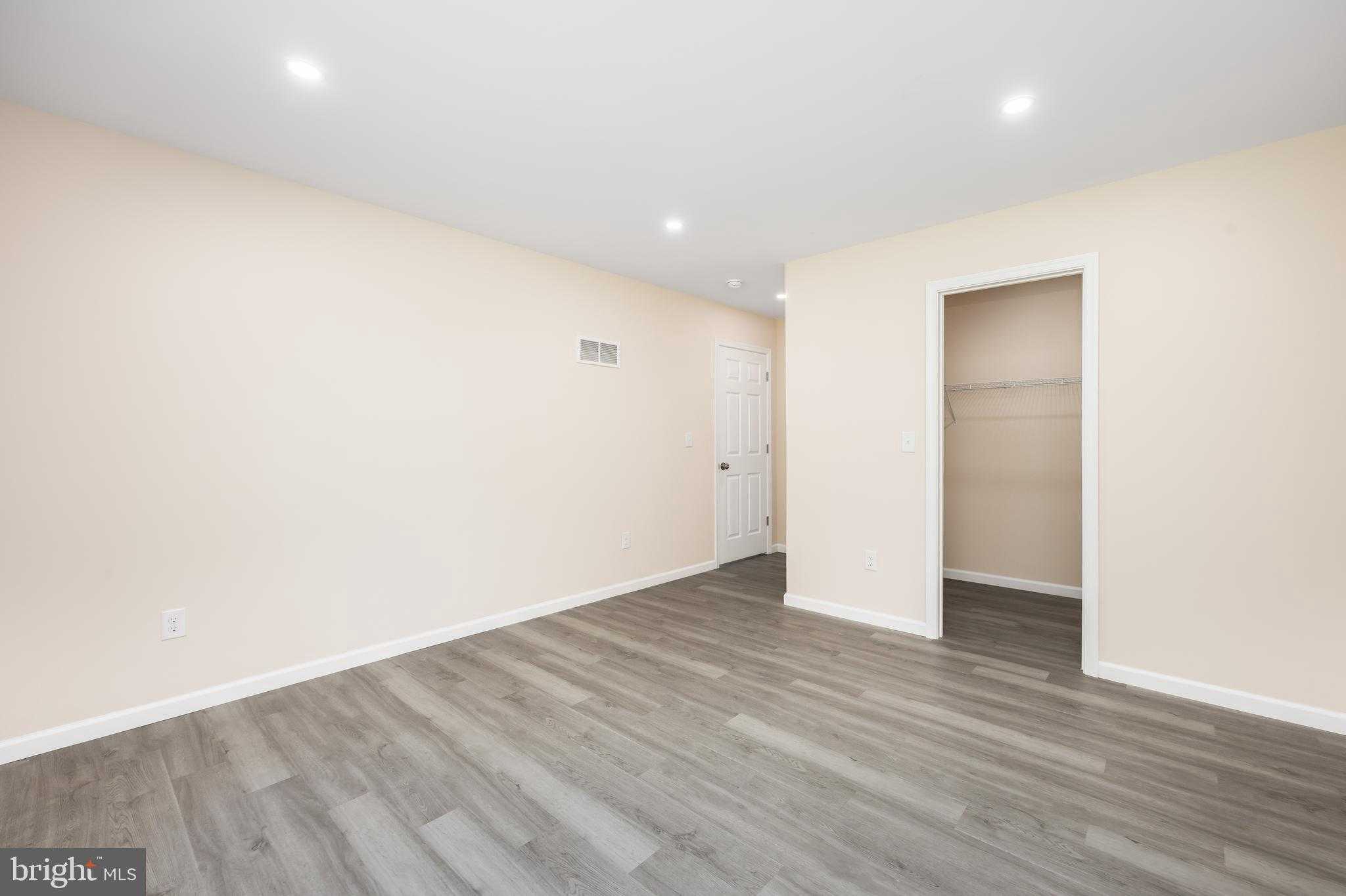 421 W Main St photo 41