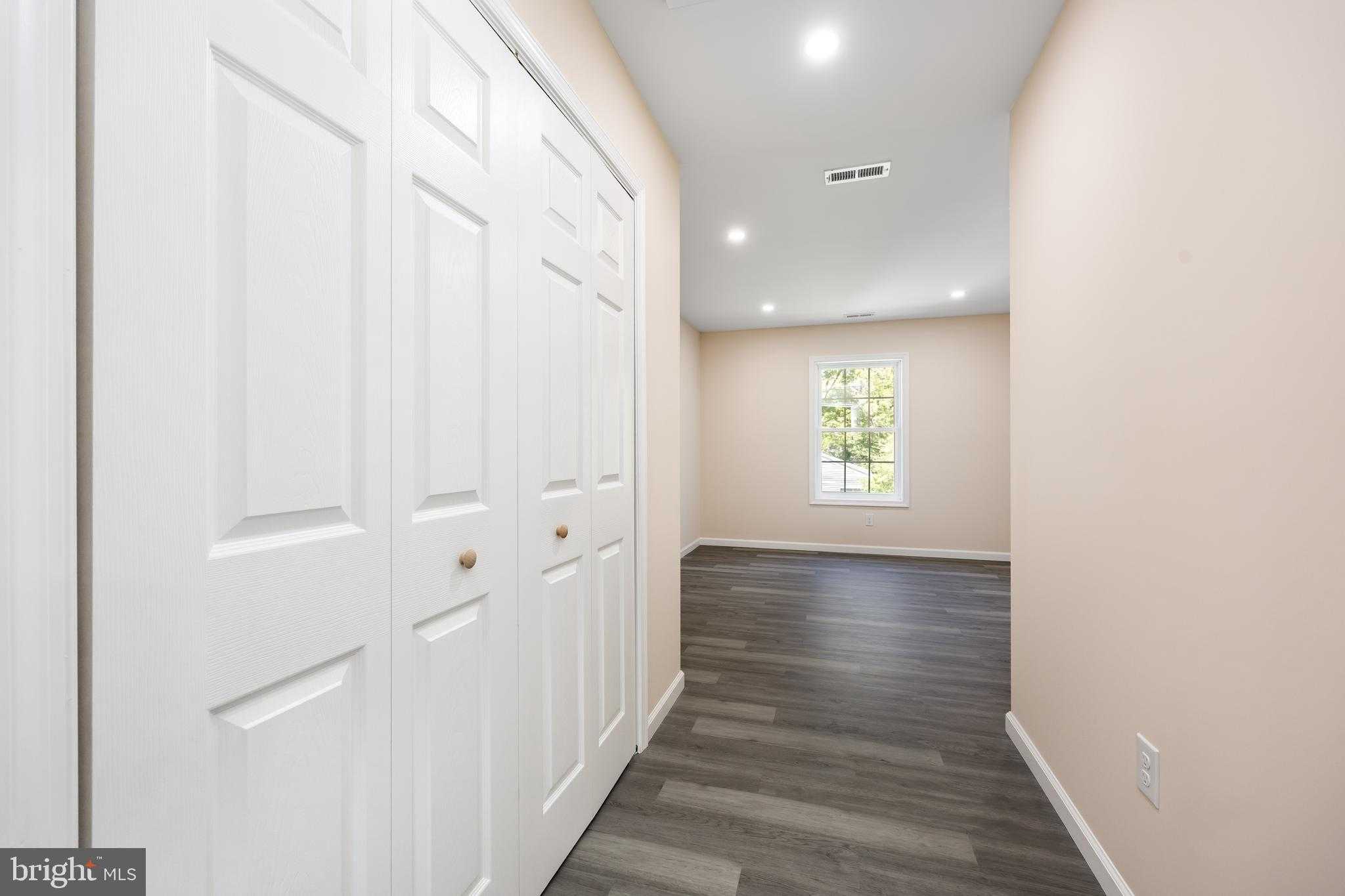 421 W Main St photo 56