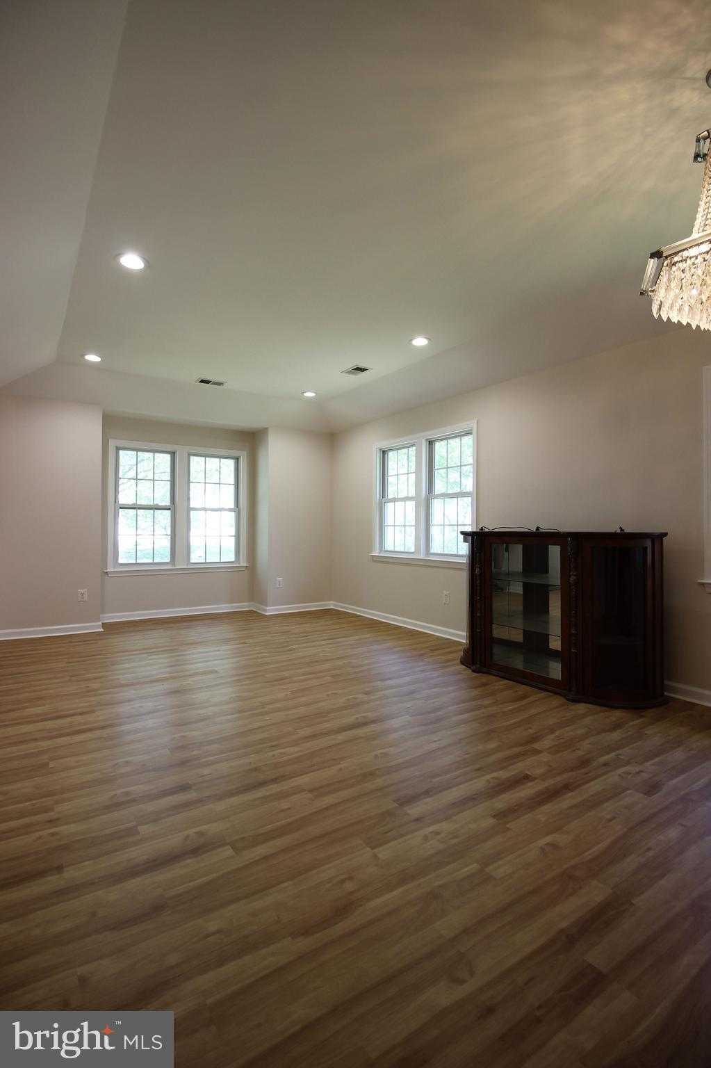 13933 Saddleview Dr photo 6