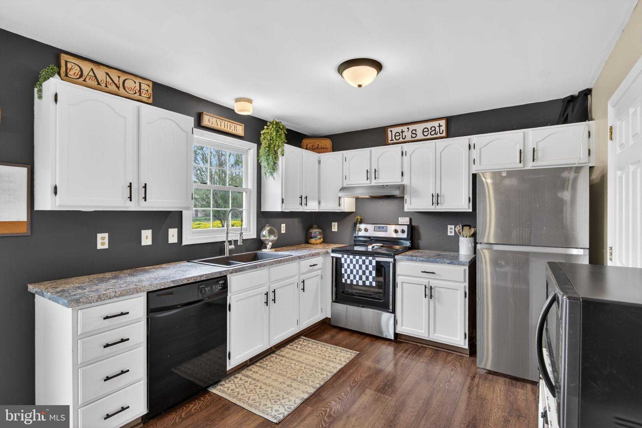 293 Cindy Dr photo 6