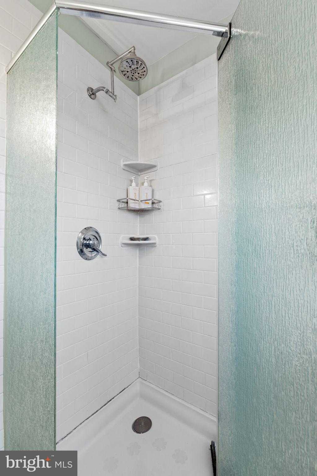 18 N Beaumont Ave photo 65