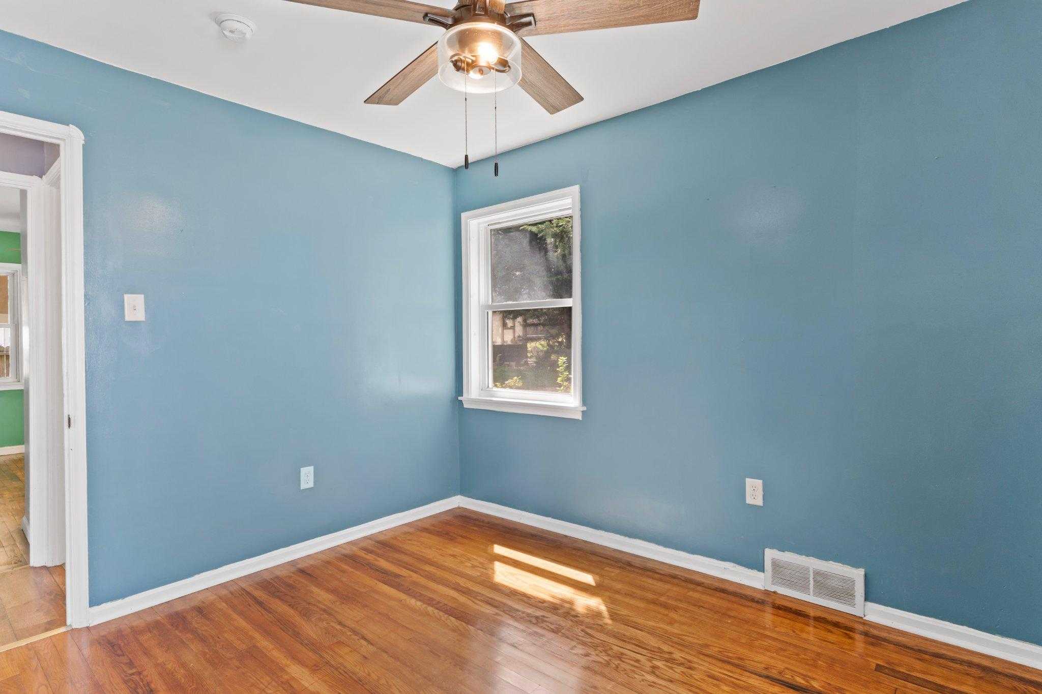 1303 Kingsley Rd photo 11