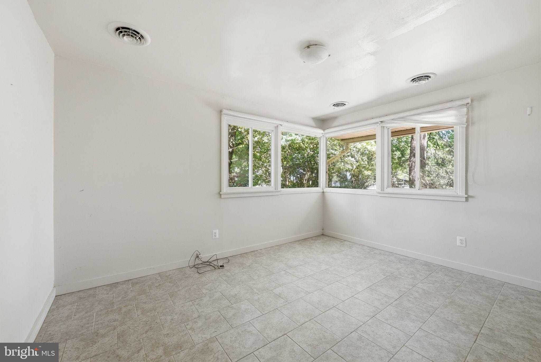 7119 Alger Rd photo 17