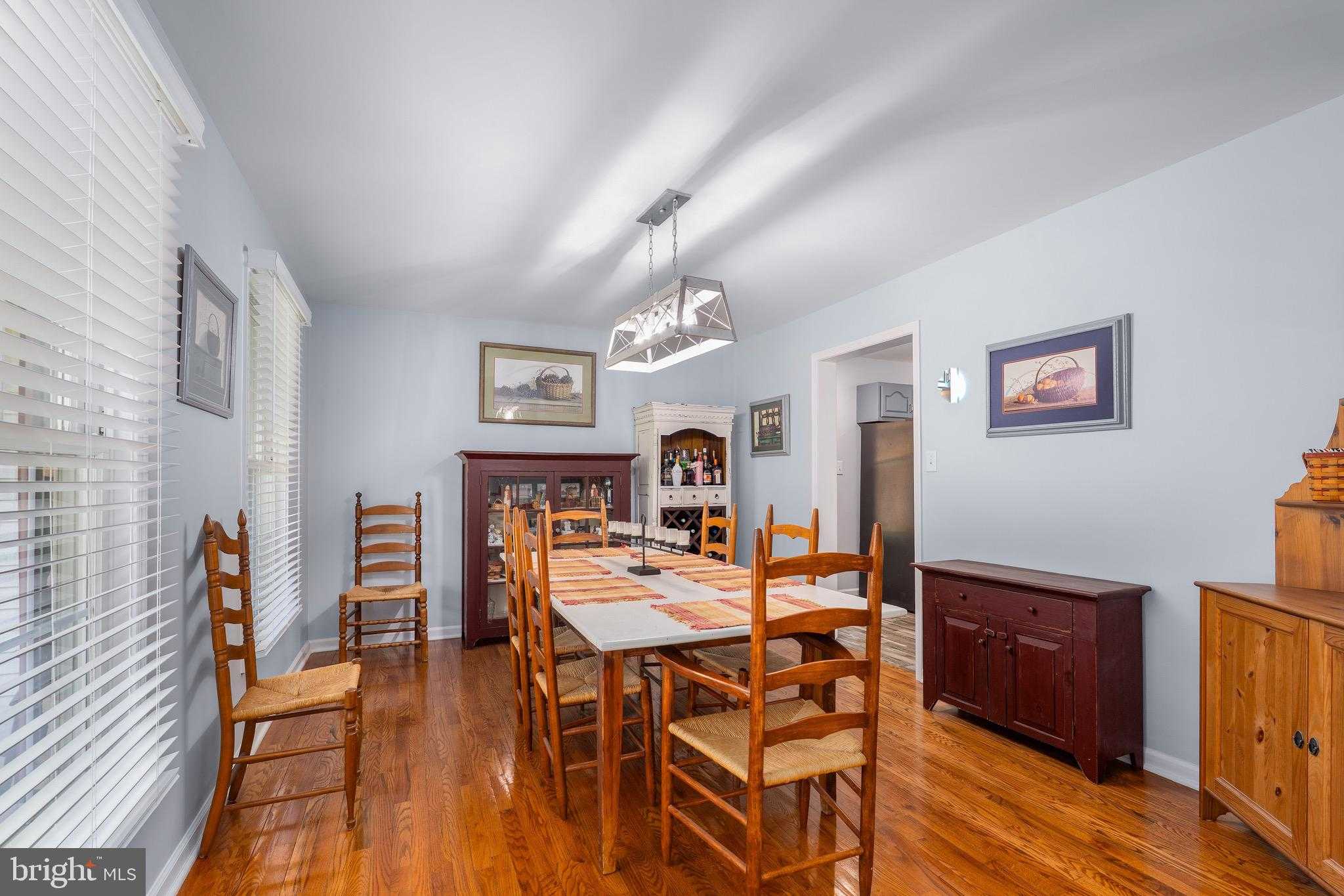 140 Whitaker Ave photo 17