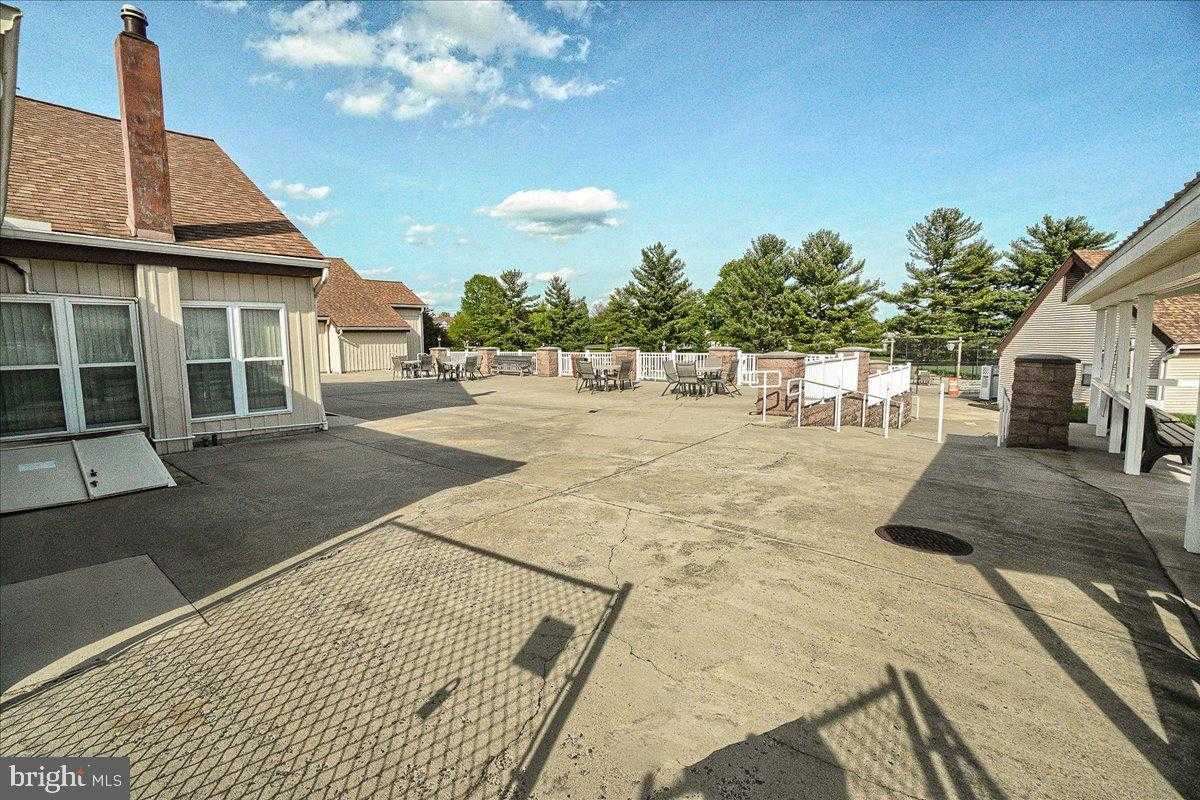 5811 Box Elder CT # B photo 62