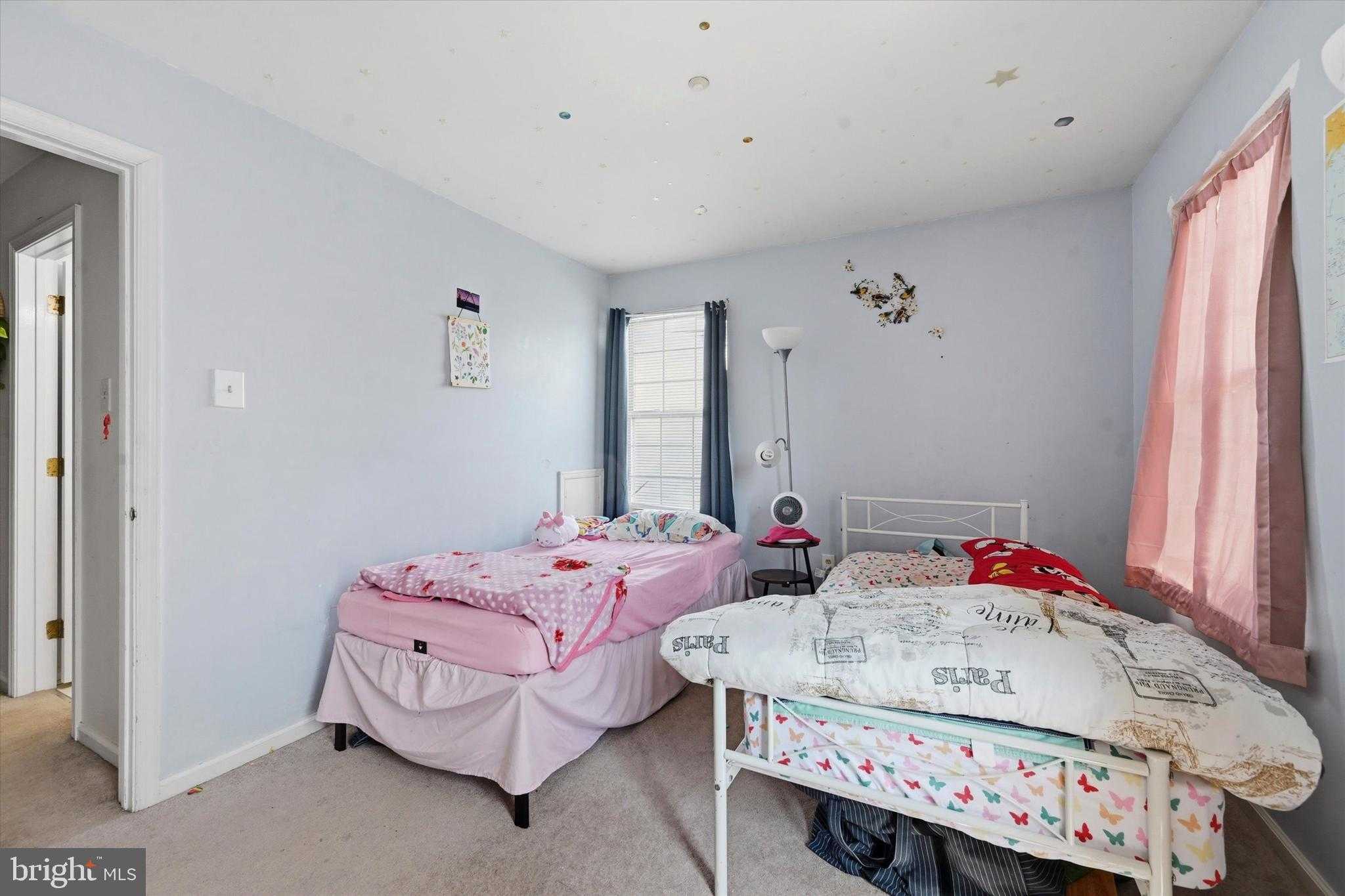 694 Metro CT photo 15