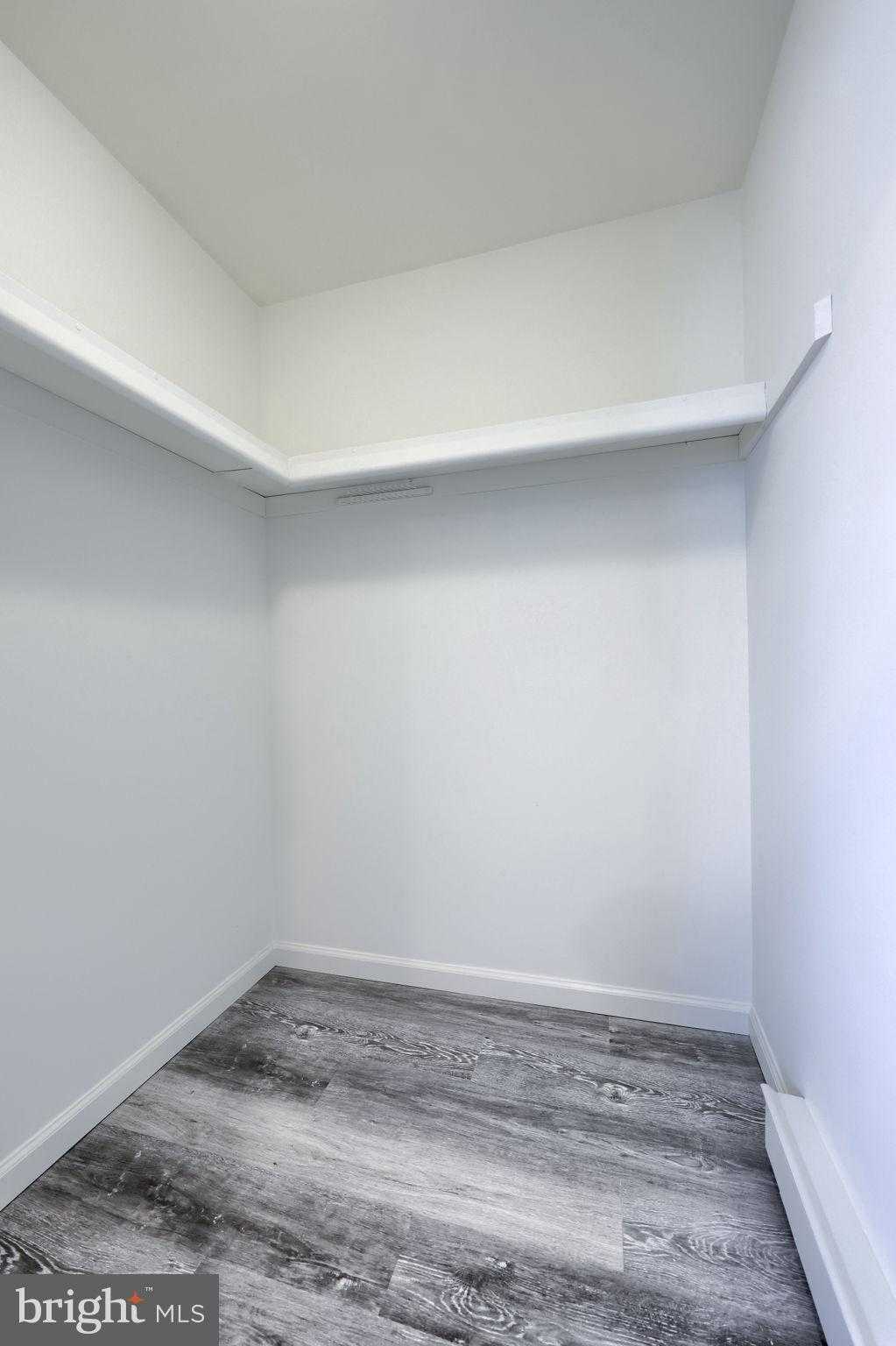 106 Warren Way photo 25