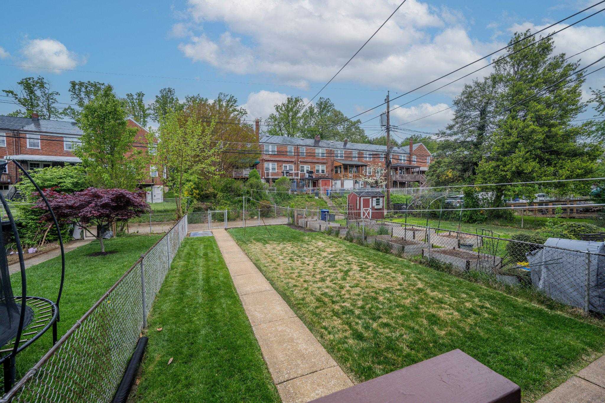 406 Greenlow Rd photo 4