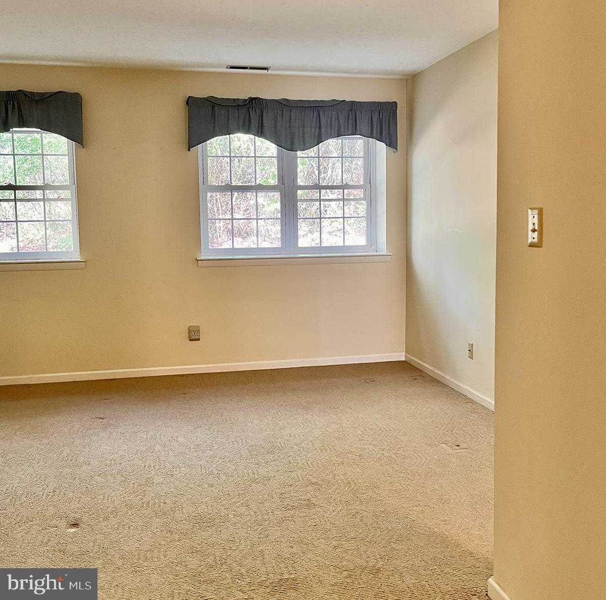 6 Olympic Dr photo 13