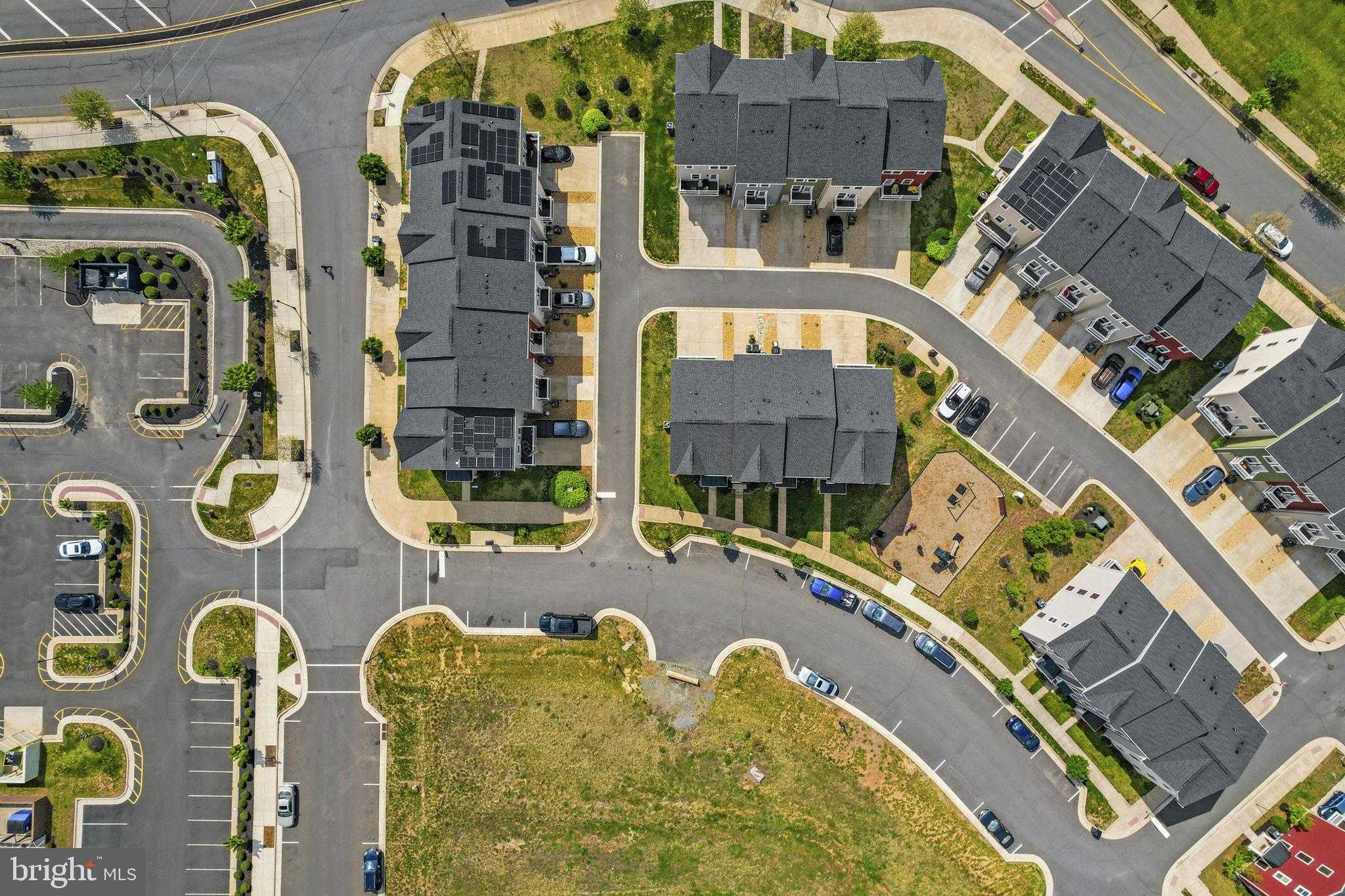 5121 Penn St photo 64