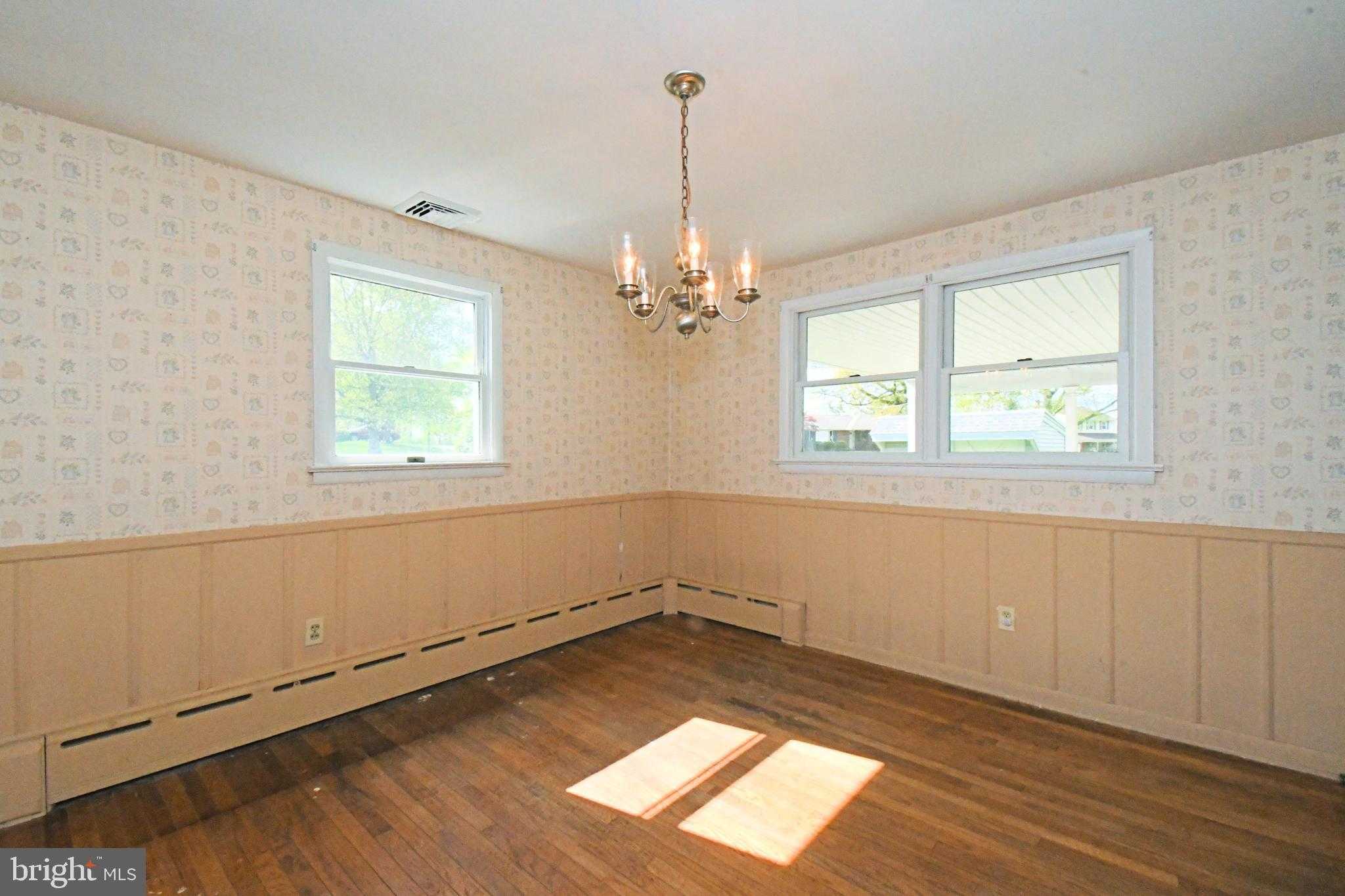 2034 Sunnyside Ave photo 10