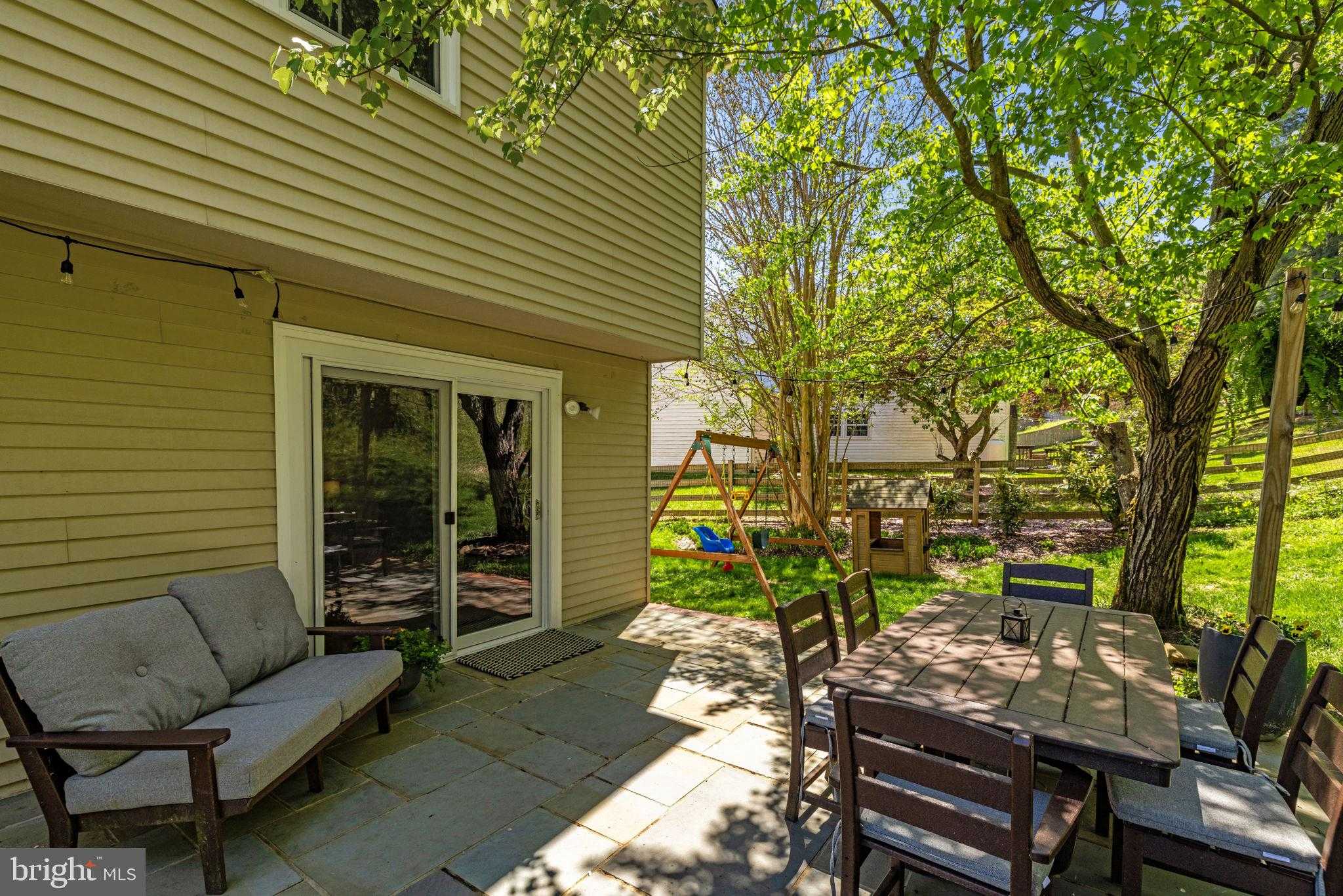 911 Chancellor St SW photo 59