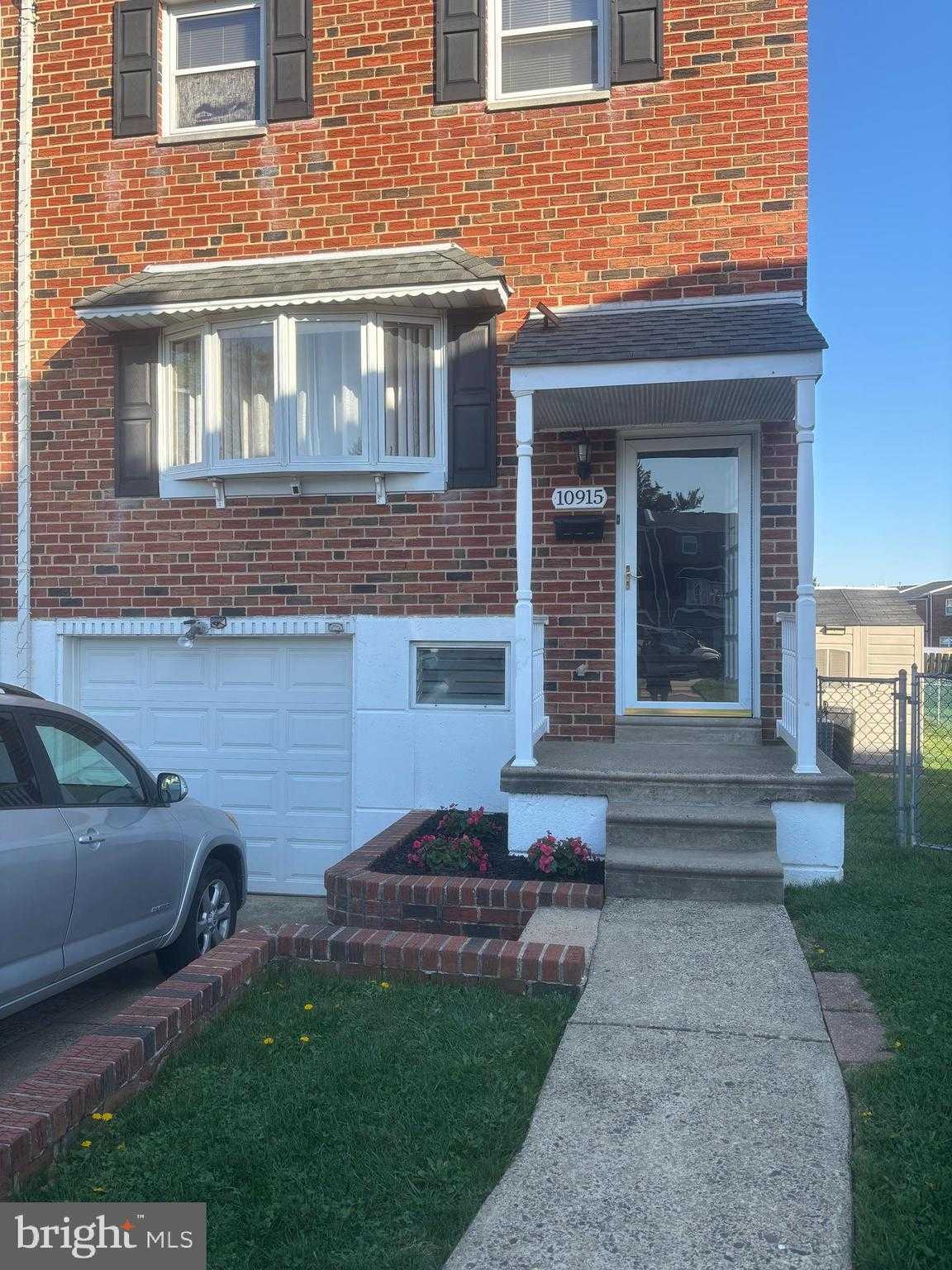 10915 Heflin Rd photo 2