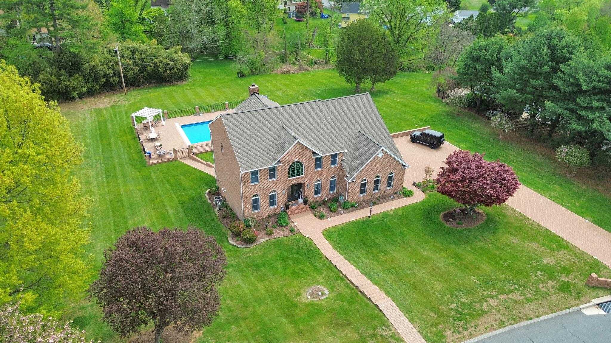 7414 Longfield Dr photo 75