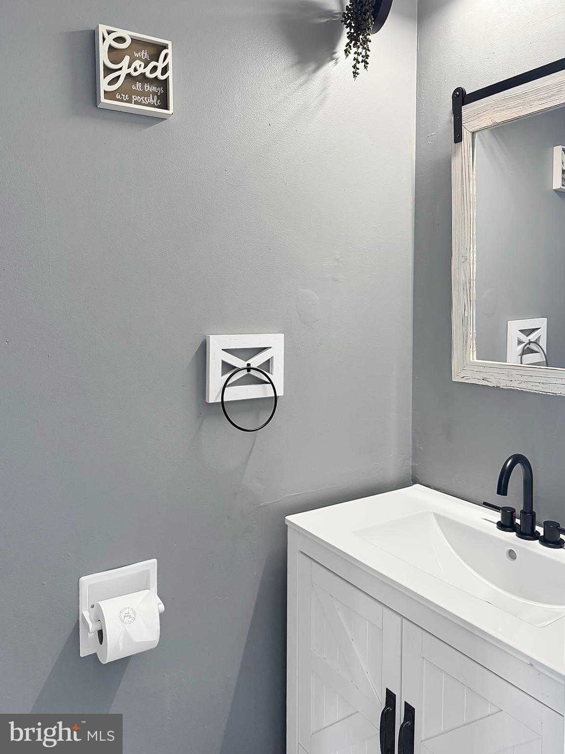 115 Golf Rd photo 13