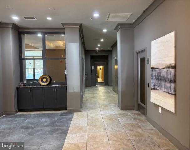 2220 Fairfax Dr photo 4