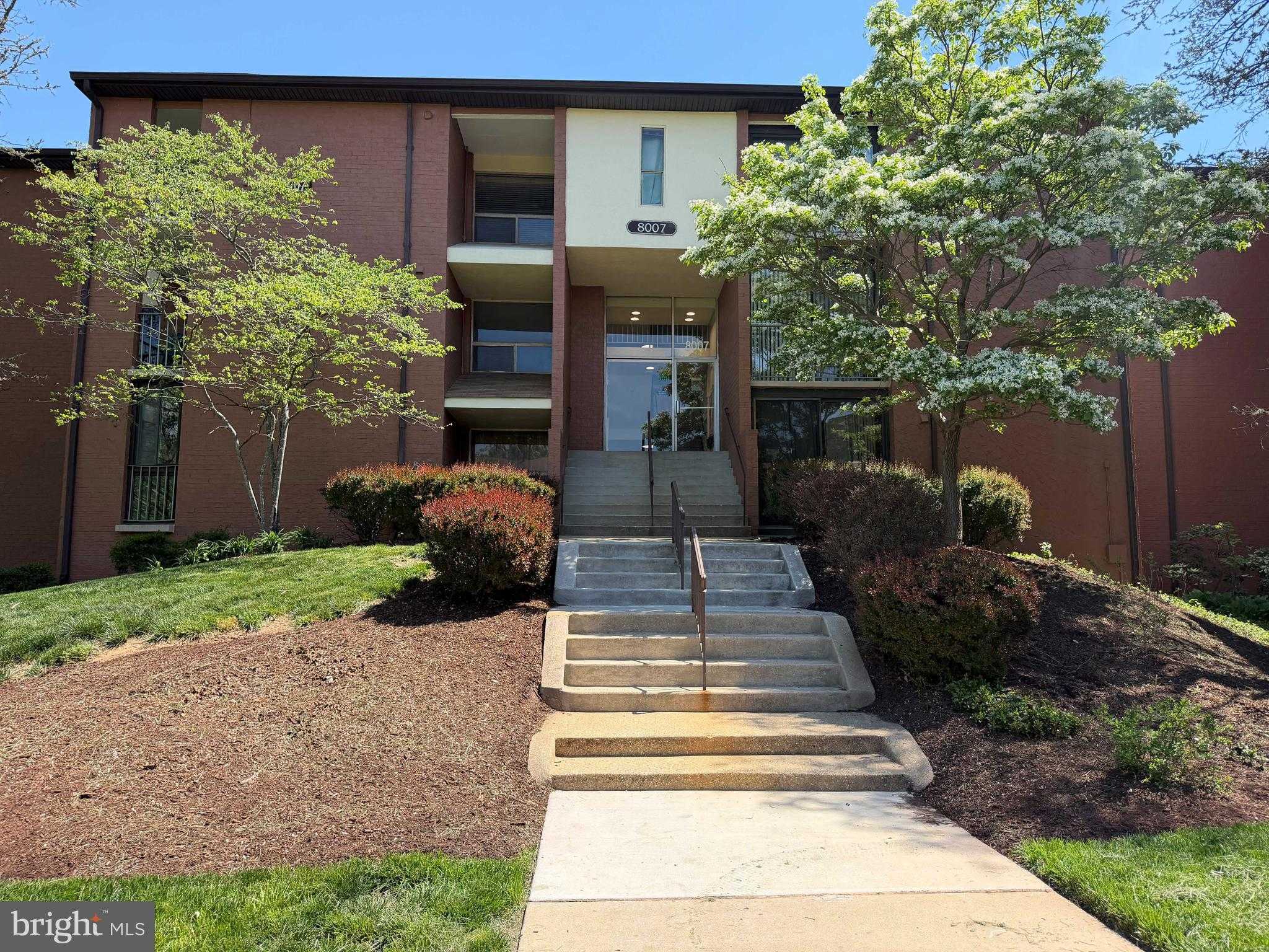 8007 Mandan Rd # 605, Greenbelt
