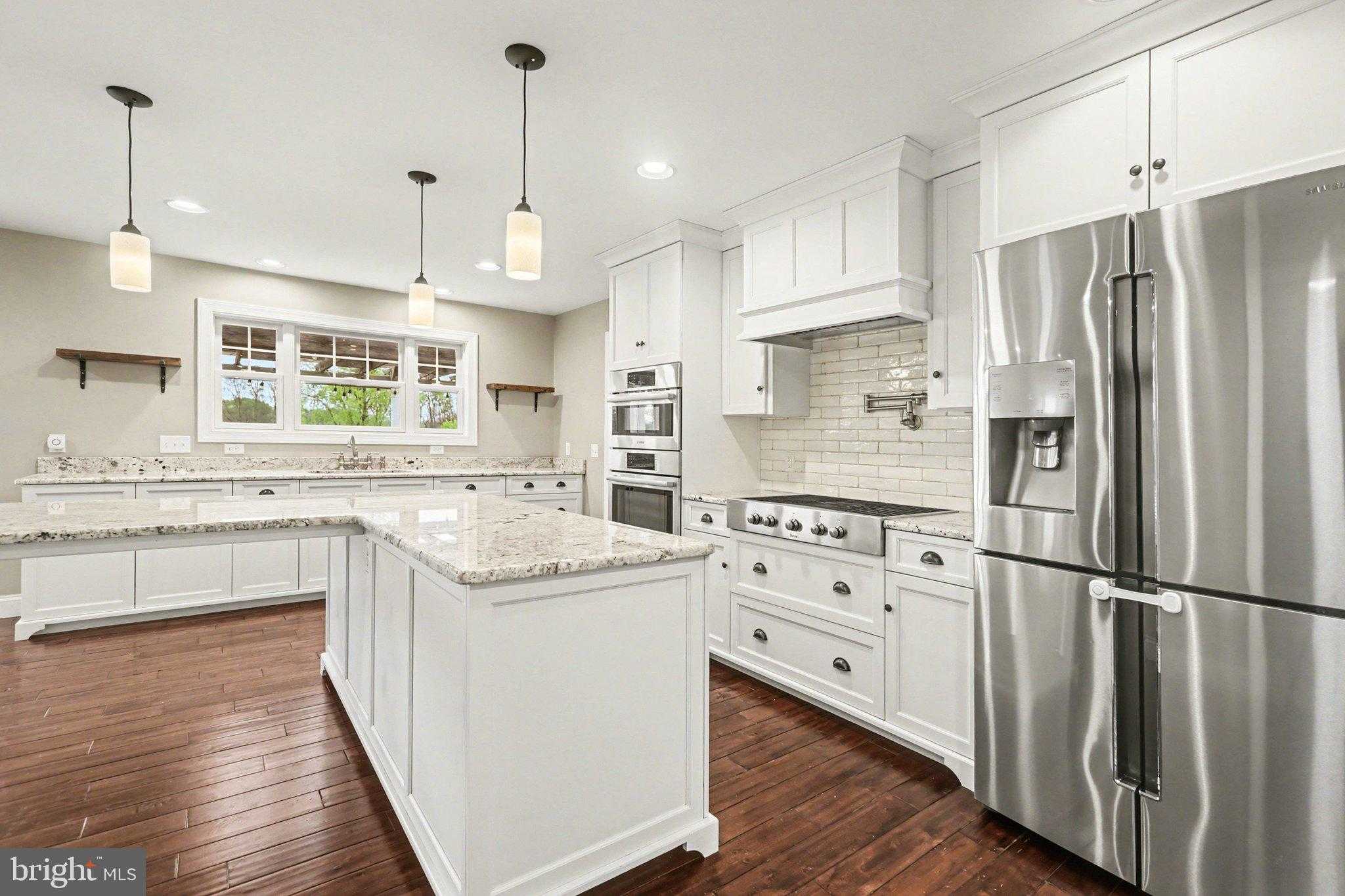1227 W Trindle Rd photo 9