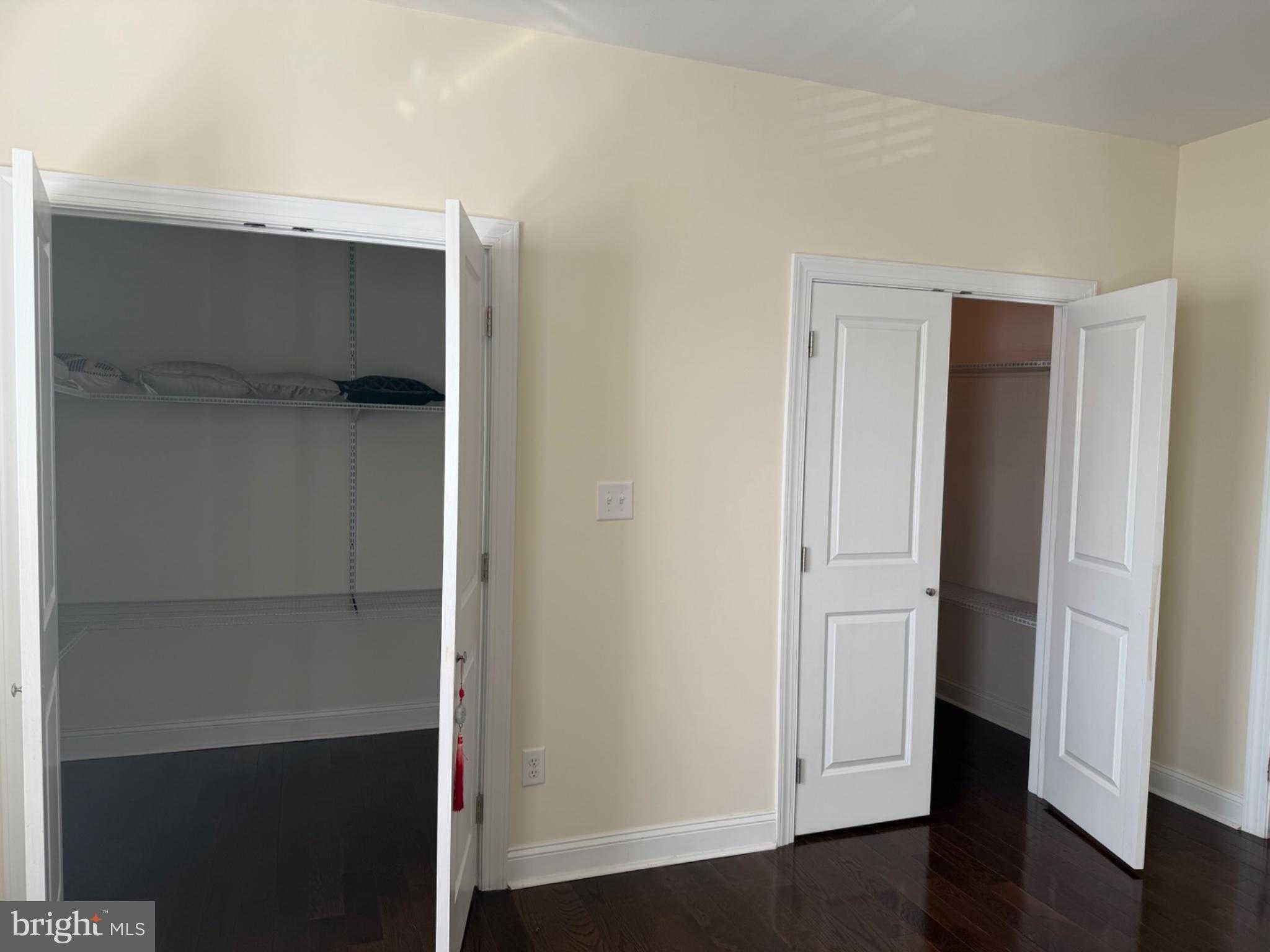 7804 Large St photo 36